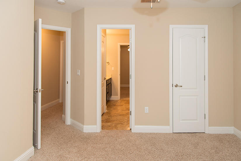 THE MEADOWS - Residential Lease