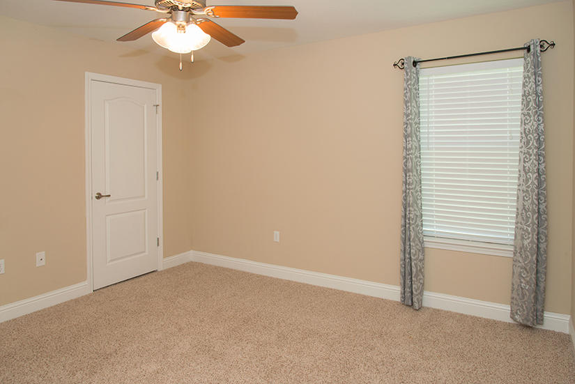 THE MEADOWS - Residential Lease