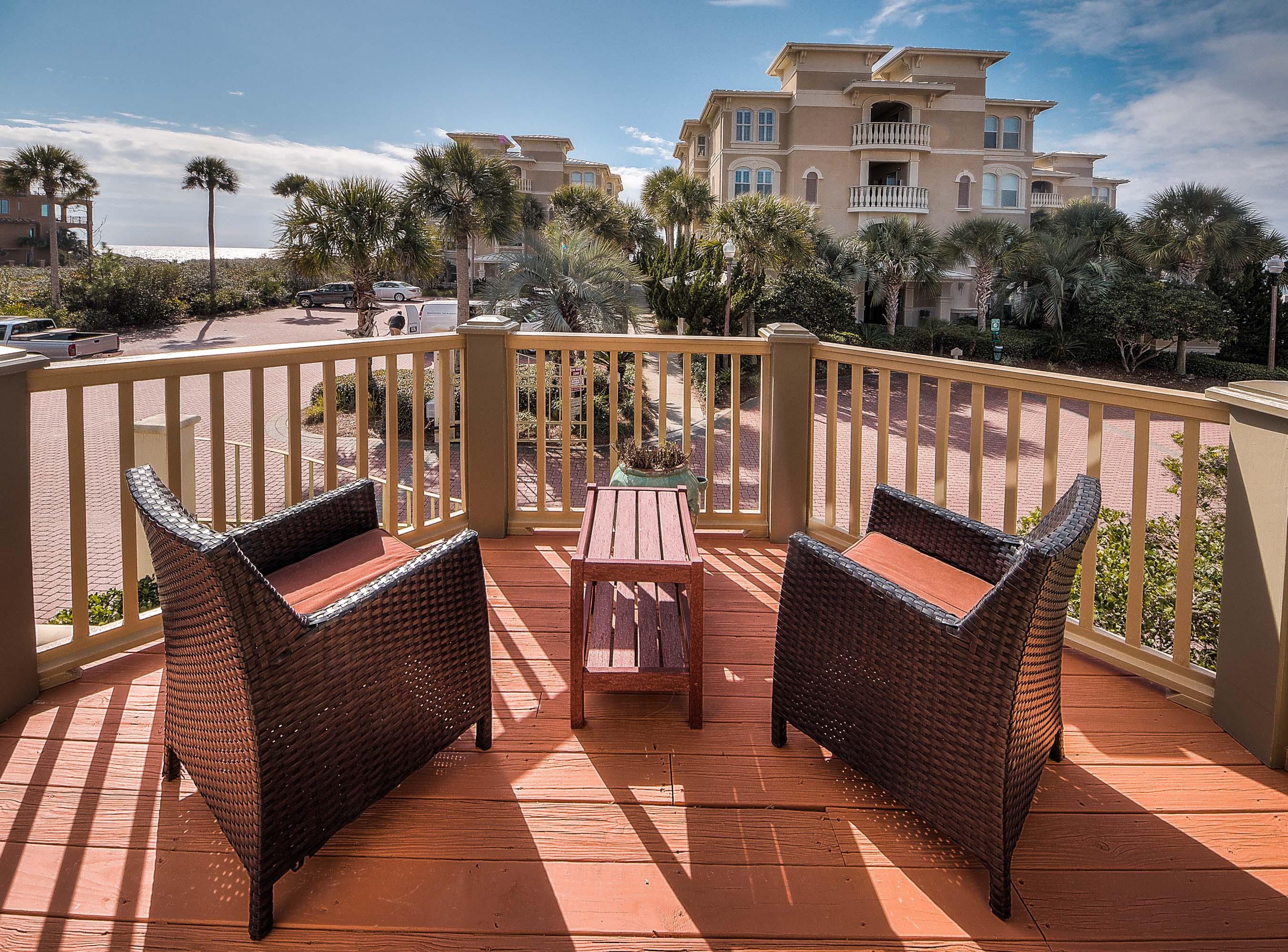 SUNSET BEACH - Residential