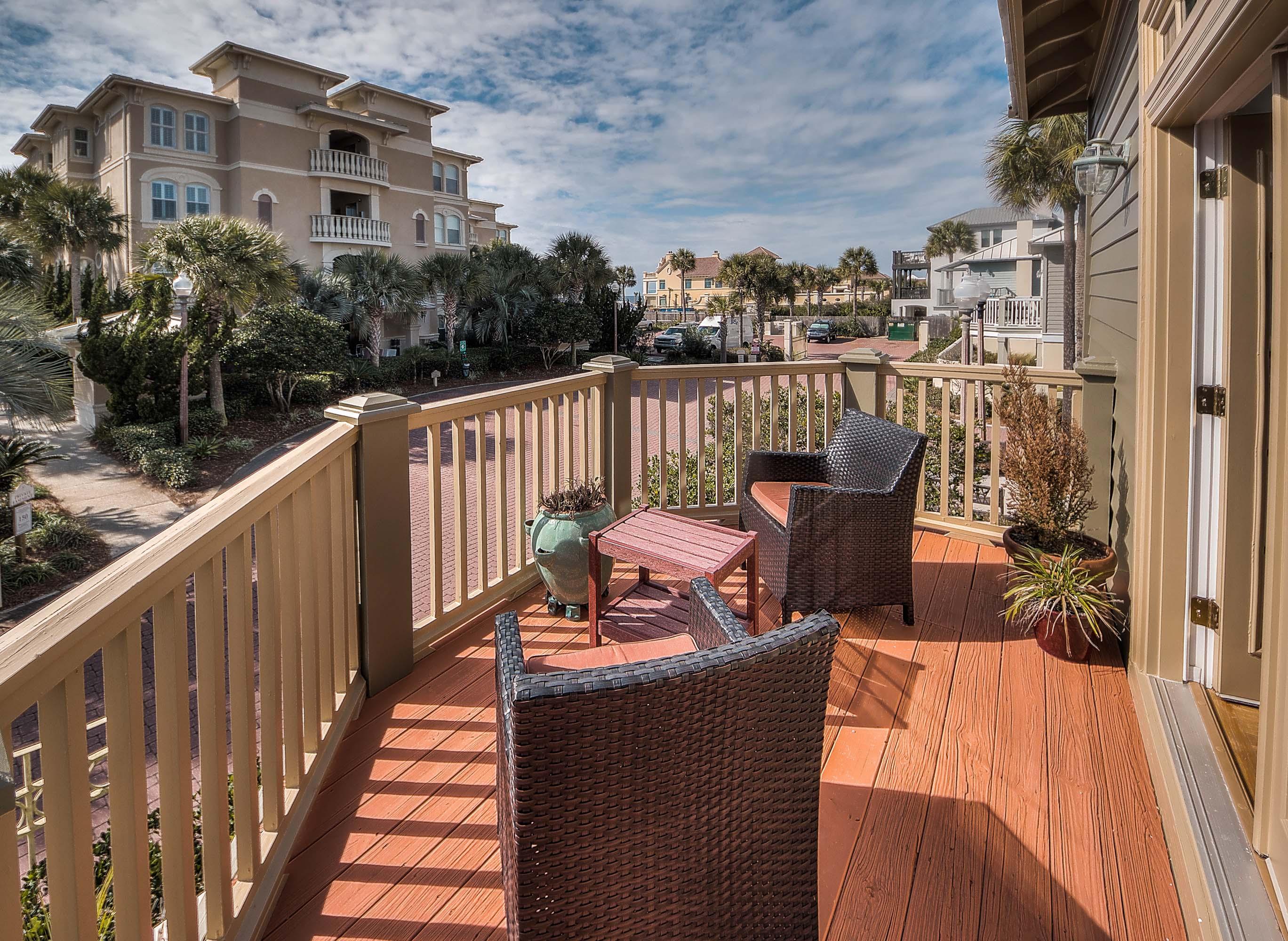 SUNSET BEACH - Residential