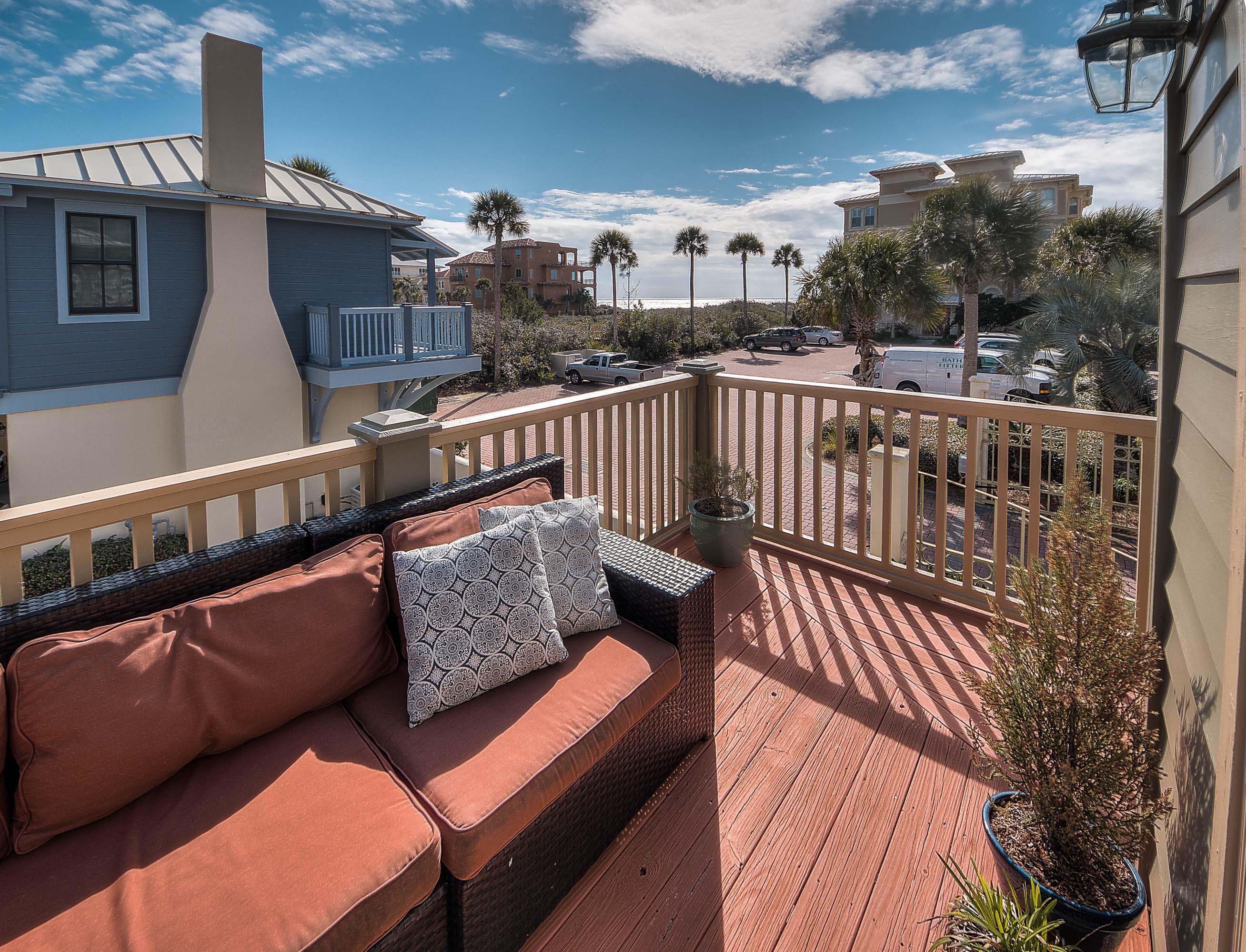 SUNSET BEACH - Residential