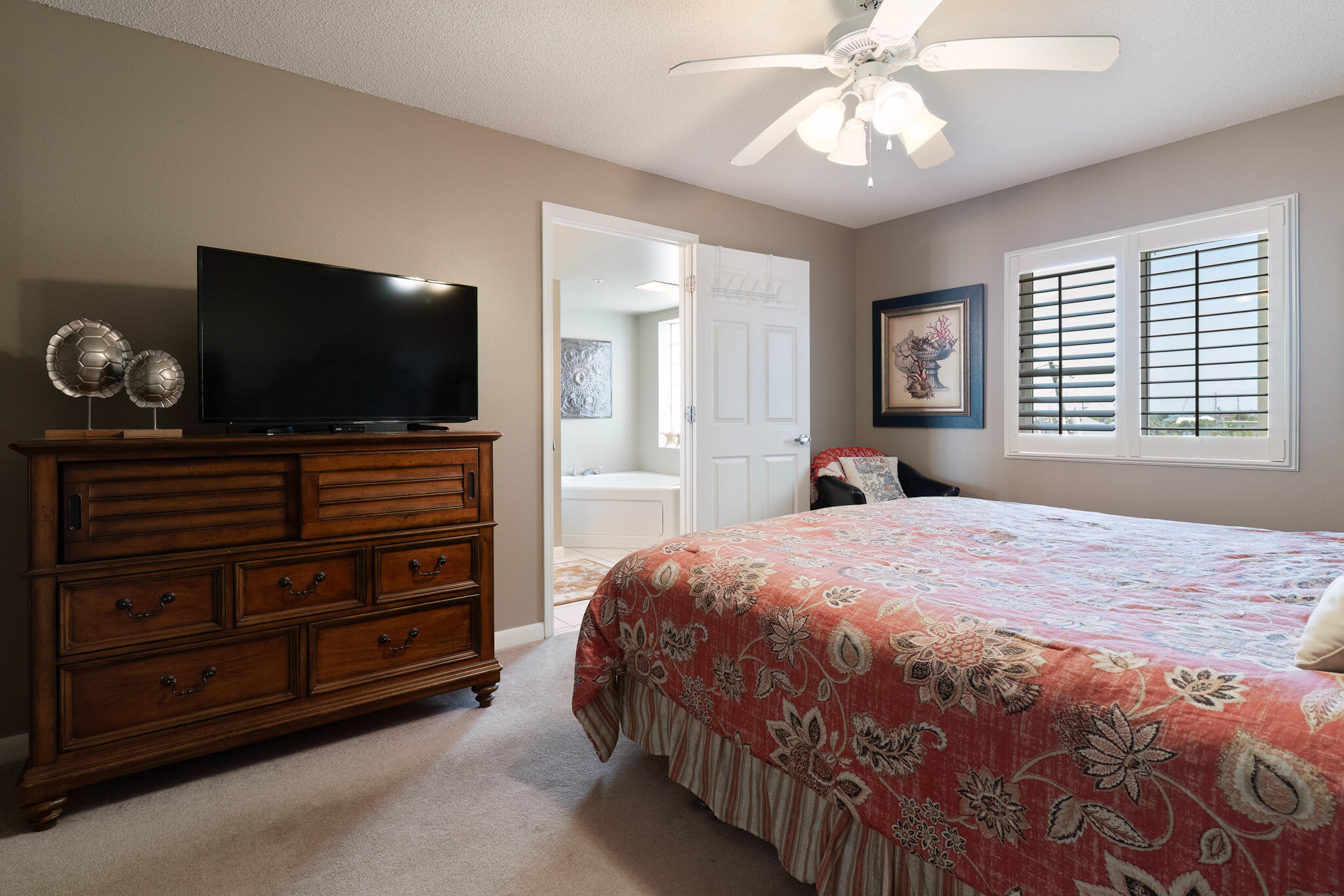 DUNE POINTE CONDOMINIUMS - Residential