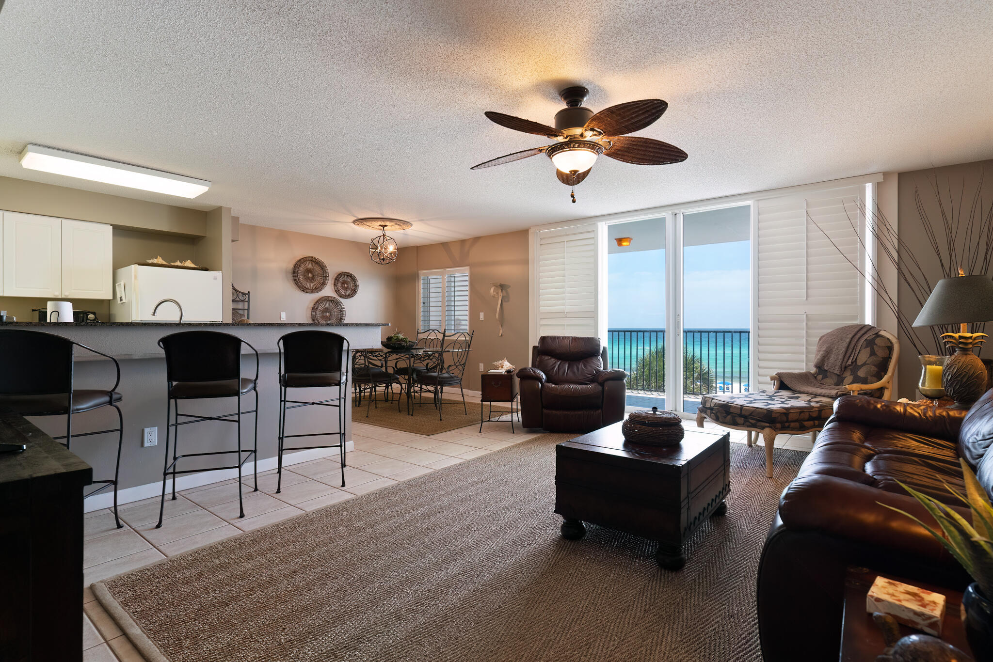 DUNE POINTE CONDOMINIUMS - Residential