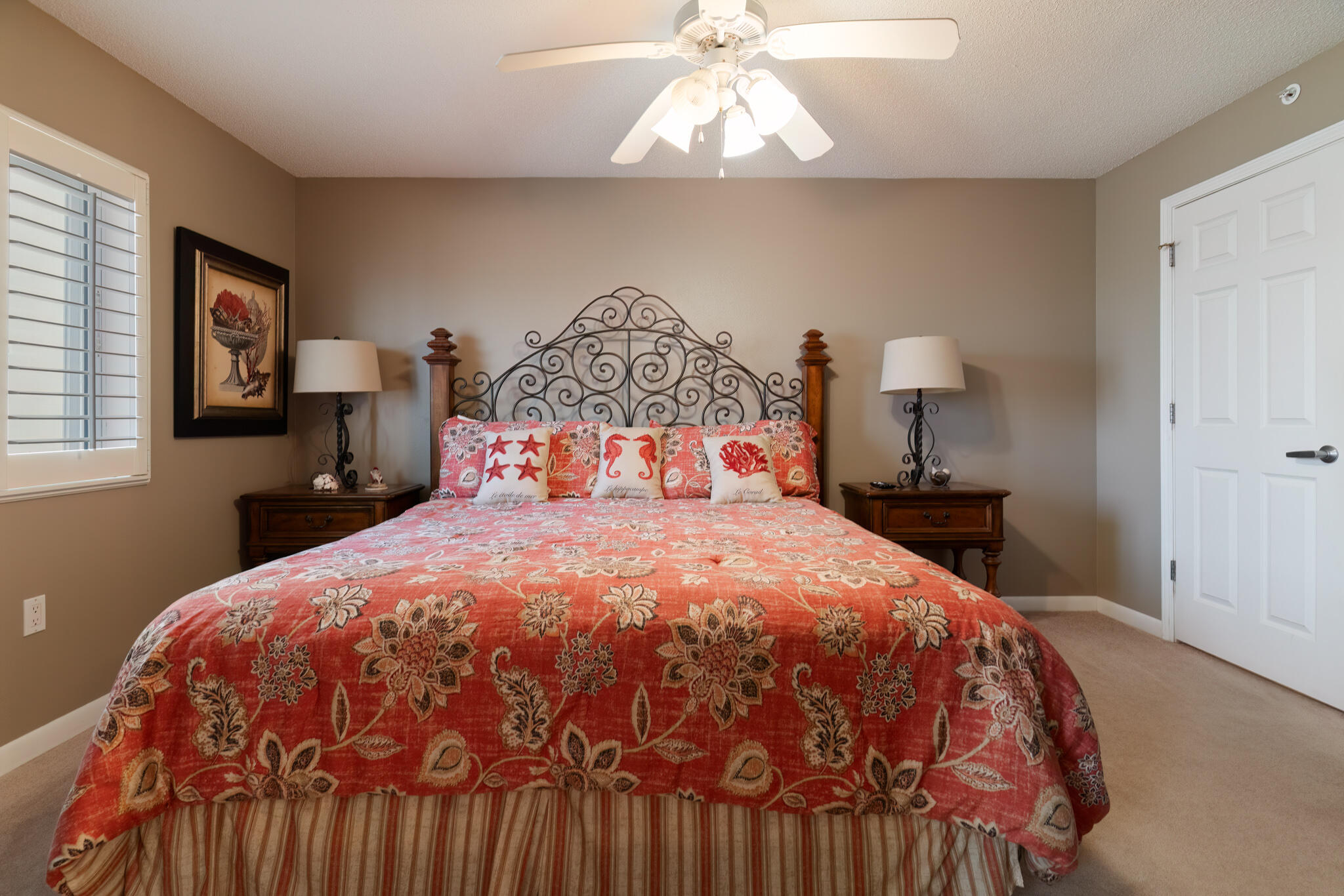 DUNE POINTE CONDOMINIUMS - Residential