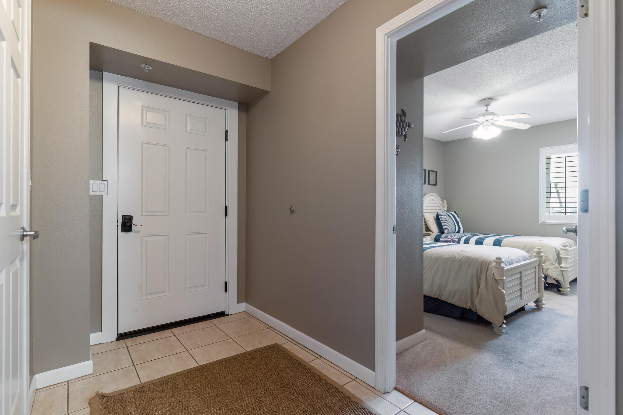 DUNE POINTE CONDOMINIUMS - Residential