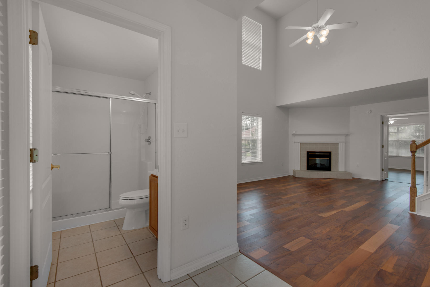 EMERALD LAKES PH 1 - Residential