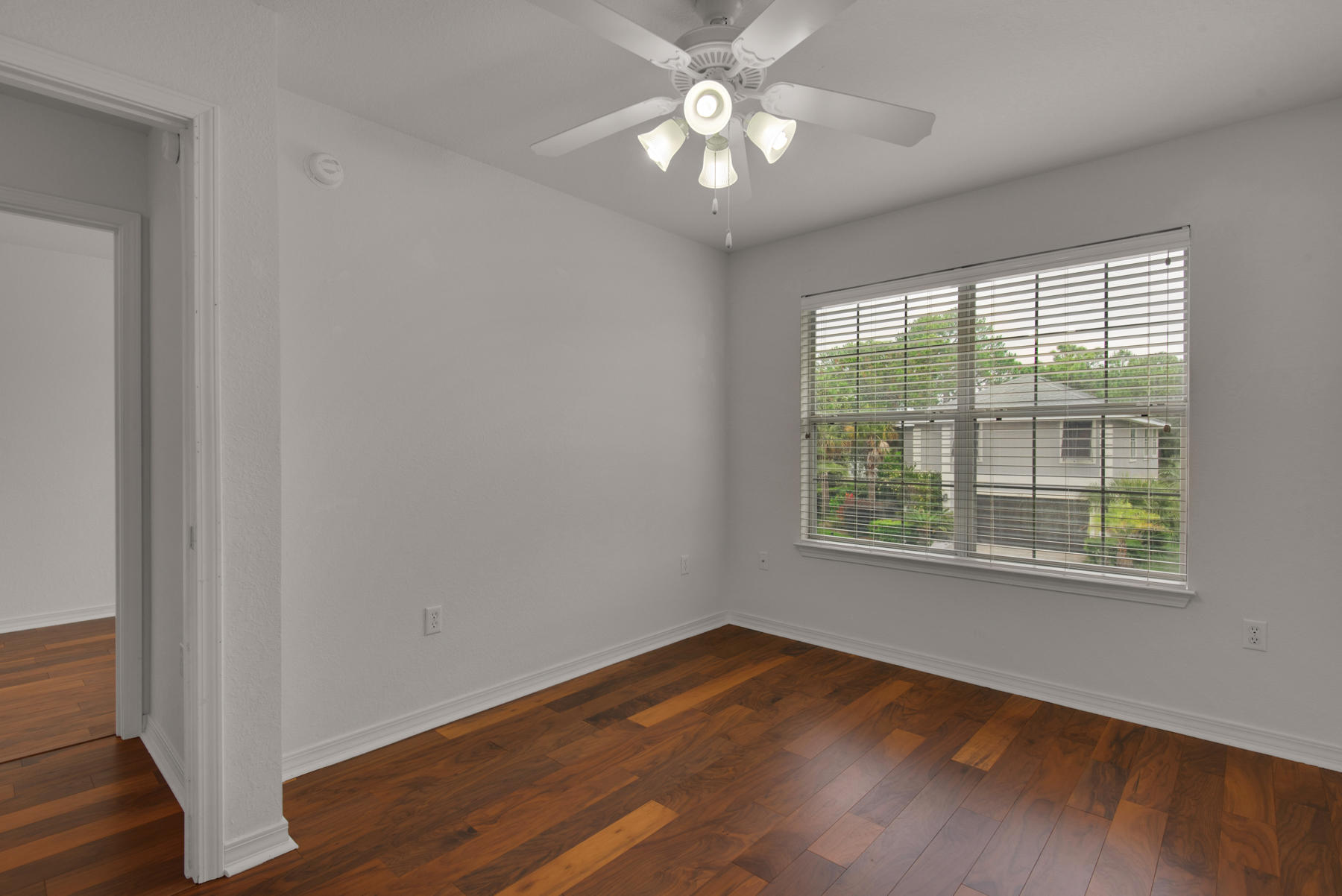 EMERALD LAKES PH 1 - Residential