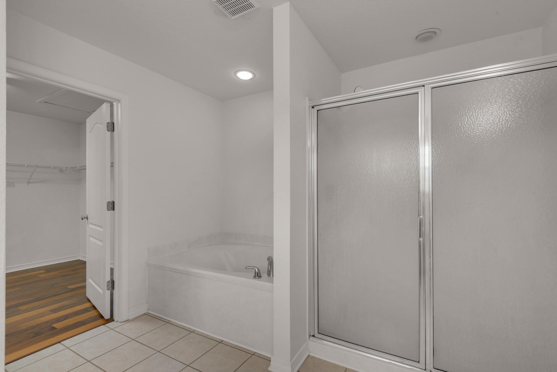 EMERALD LAKES PH 1 - Residential