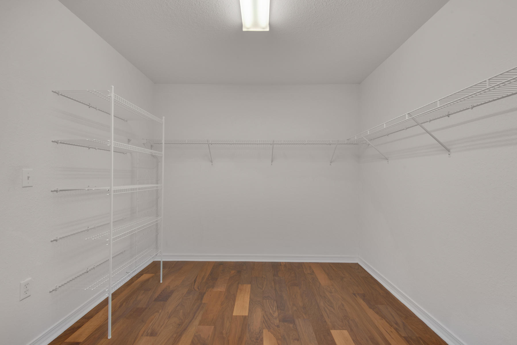 EMERALD LAKES PH 1 - Residential