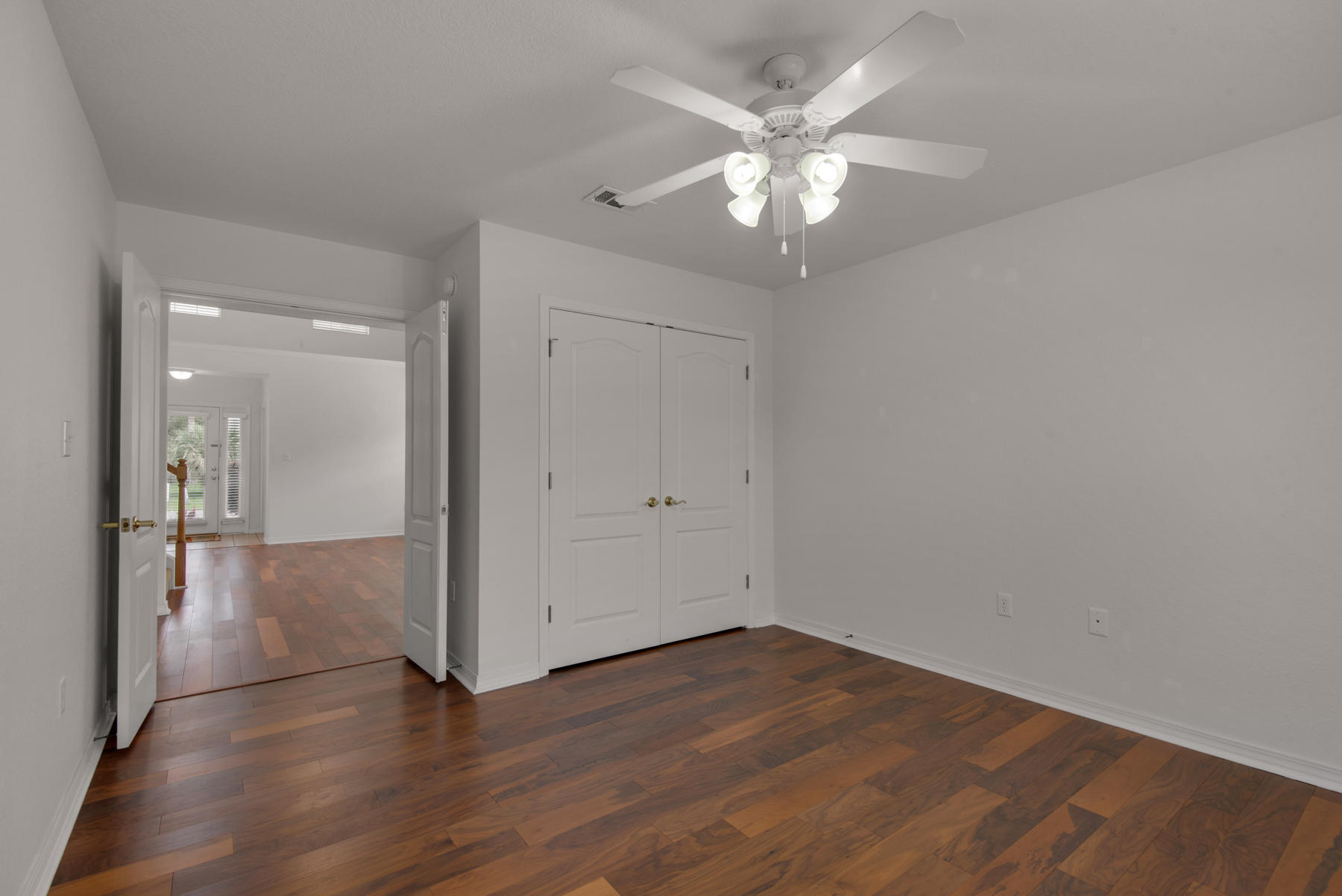 EMERALD LAKES PH 1 - Residential