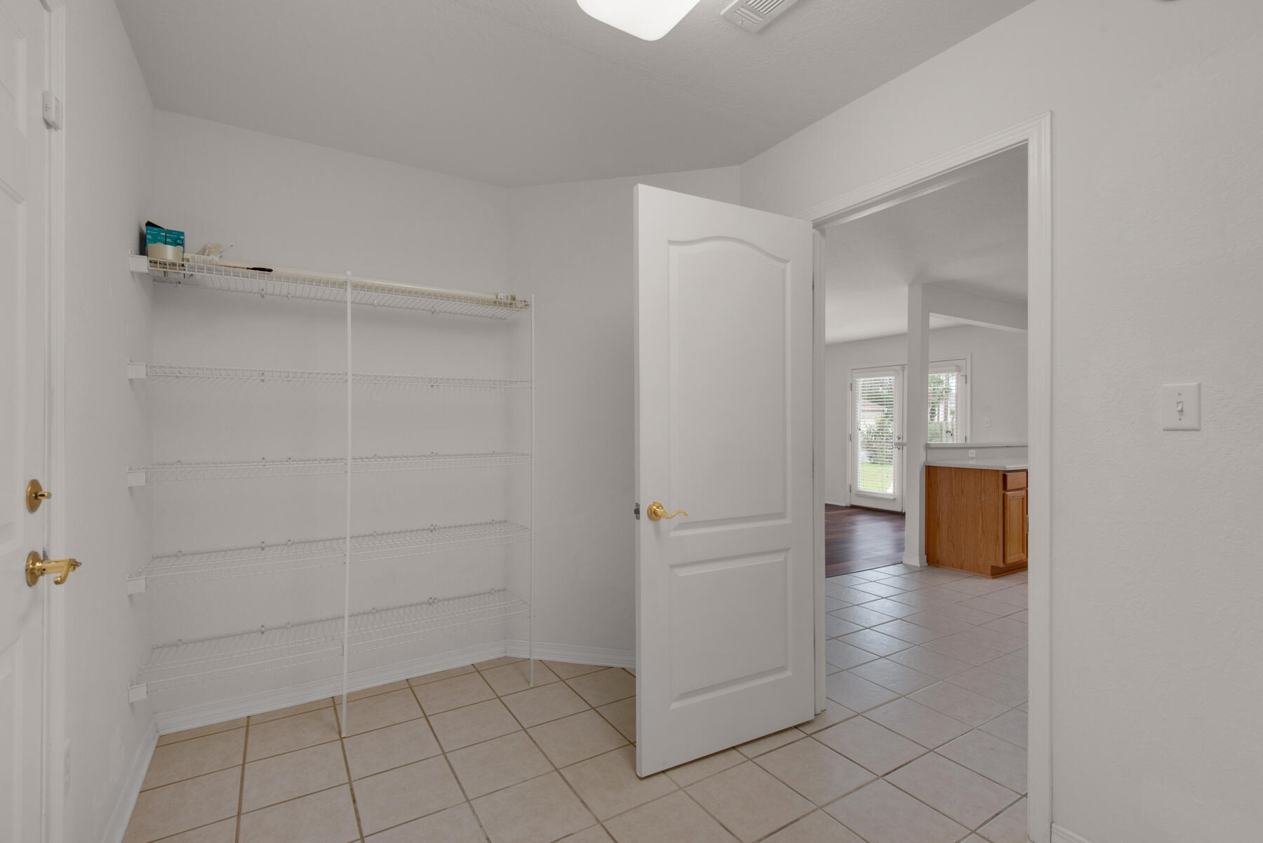 EMERALD LAKES PH 1 - Residential