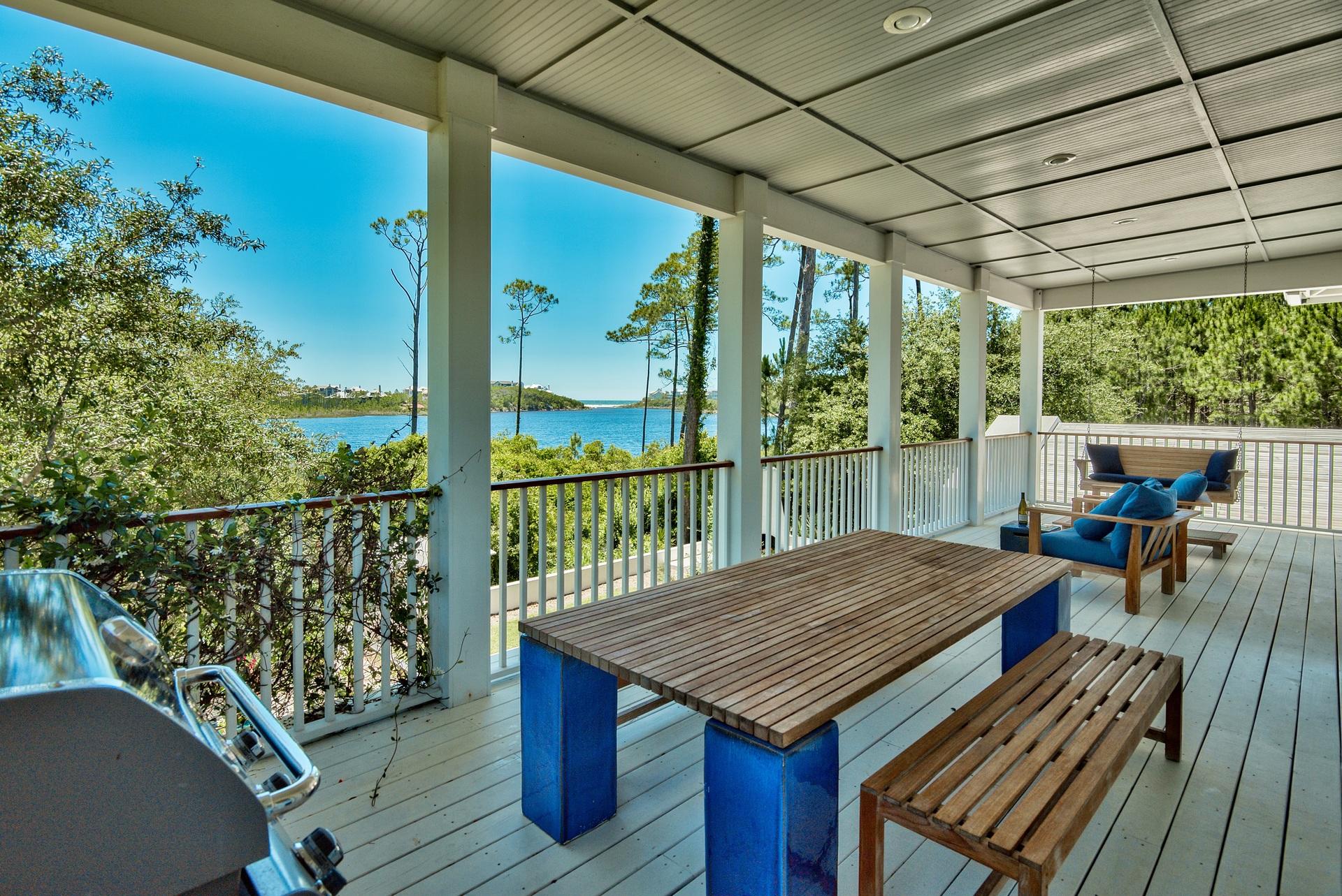 CRESCENT CAYE - Residential