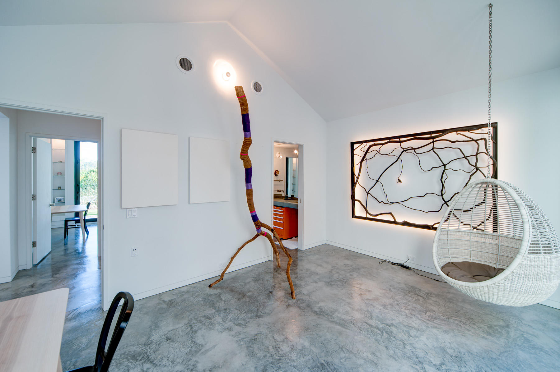 CRESCENT CAYE - Residential