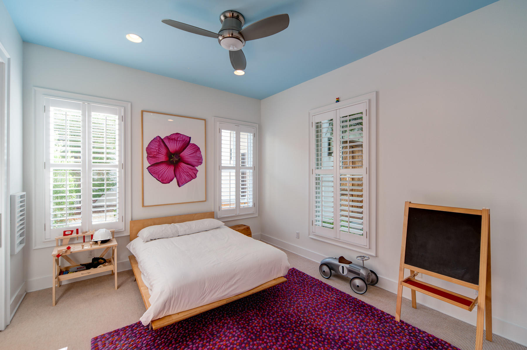CRESCENT CAYE - Residential