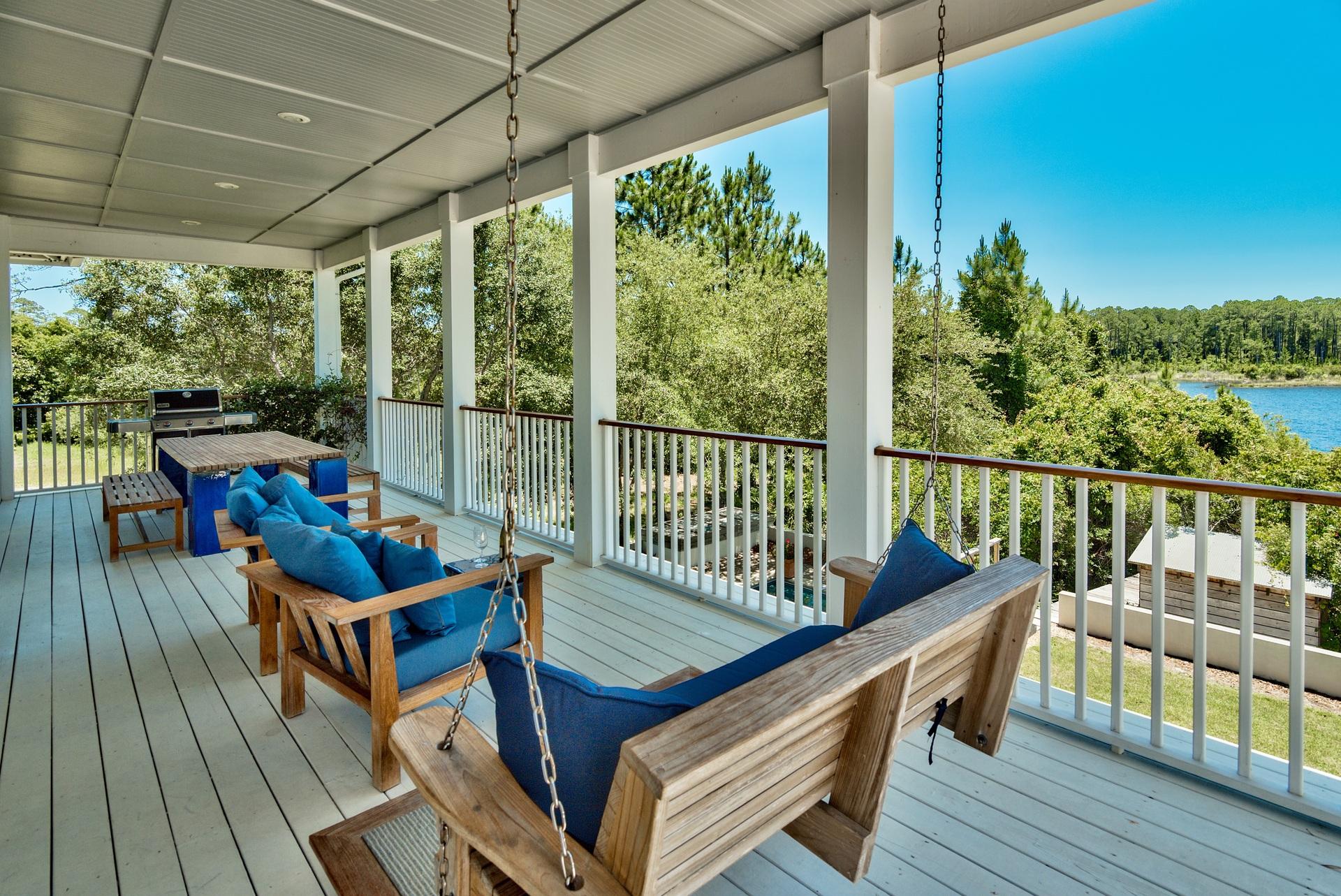 CRESCENT CAYE - Residential