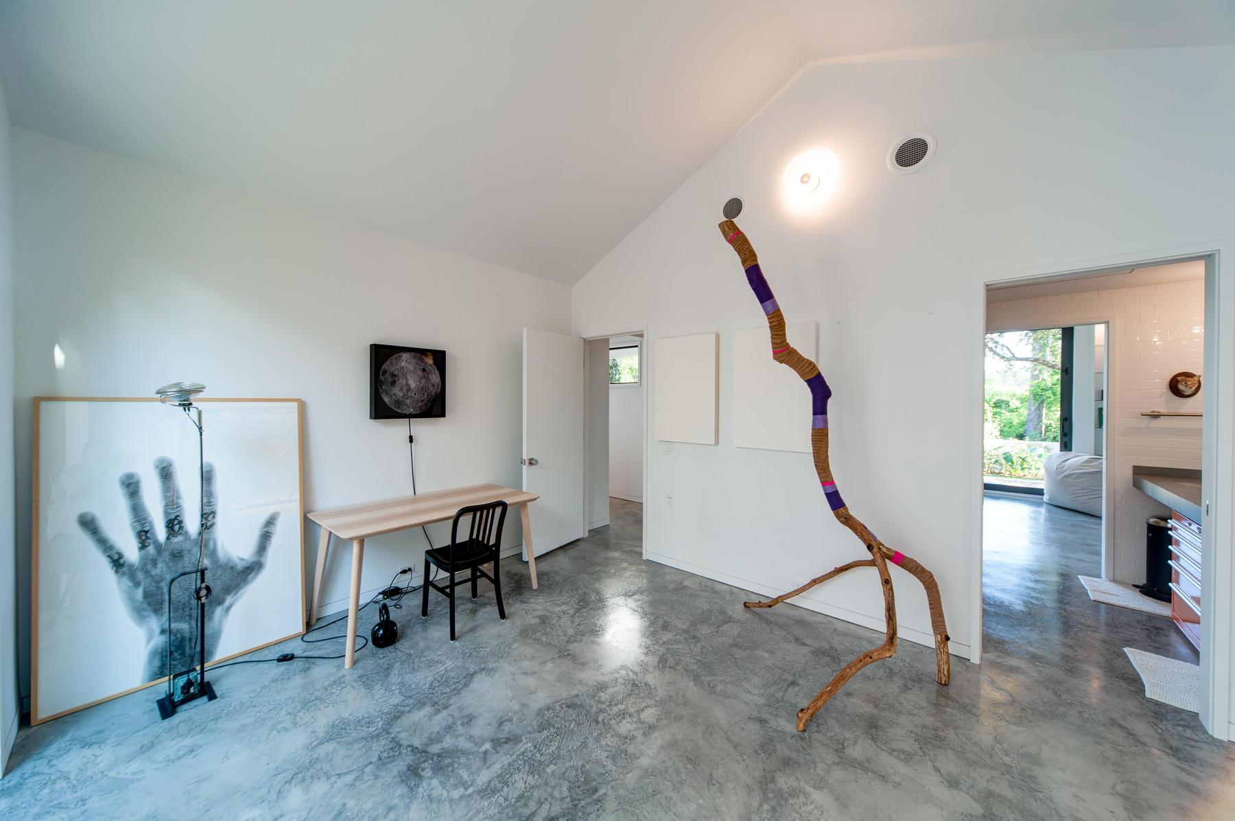 CRESCENT CAYE - Residential