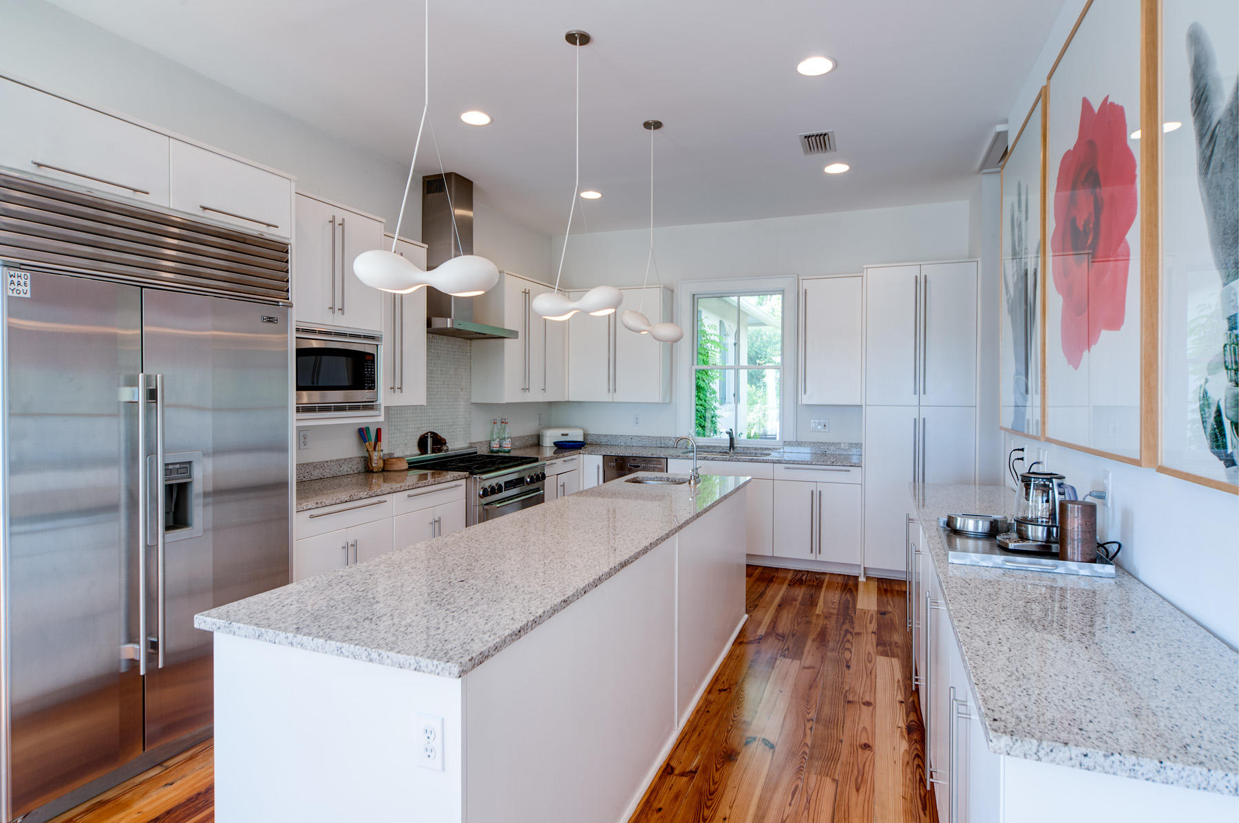 CRESCENT CAYE - Residential