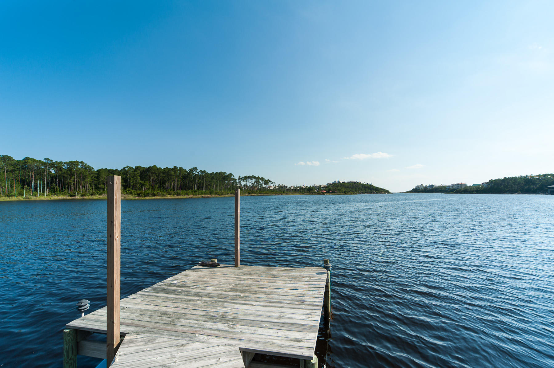 CRESCENT CAYE - Residential