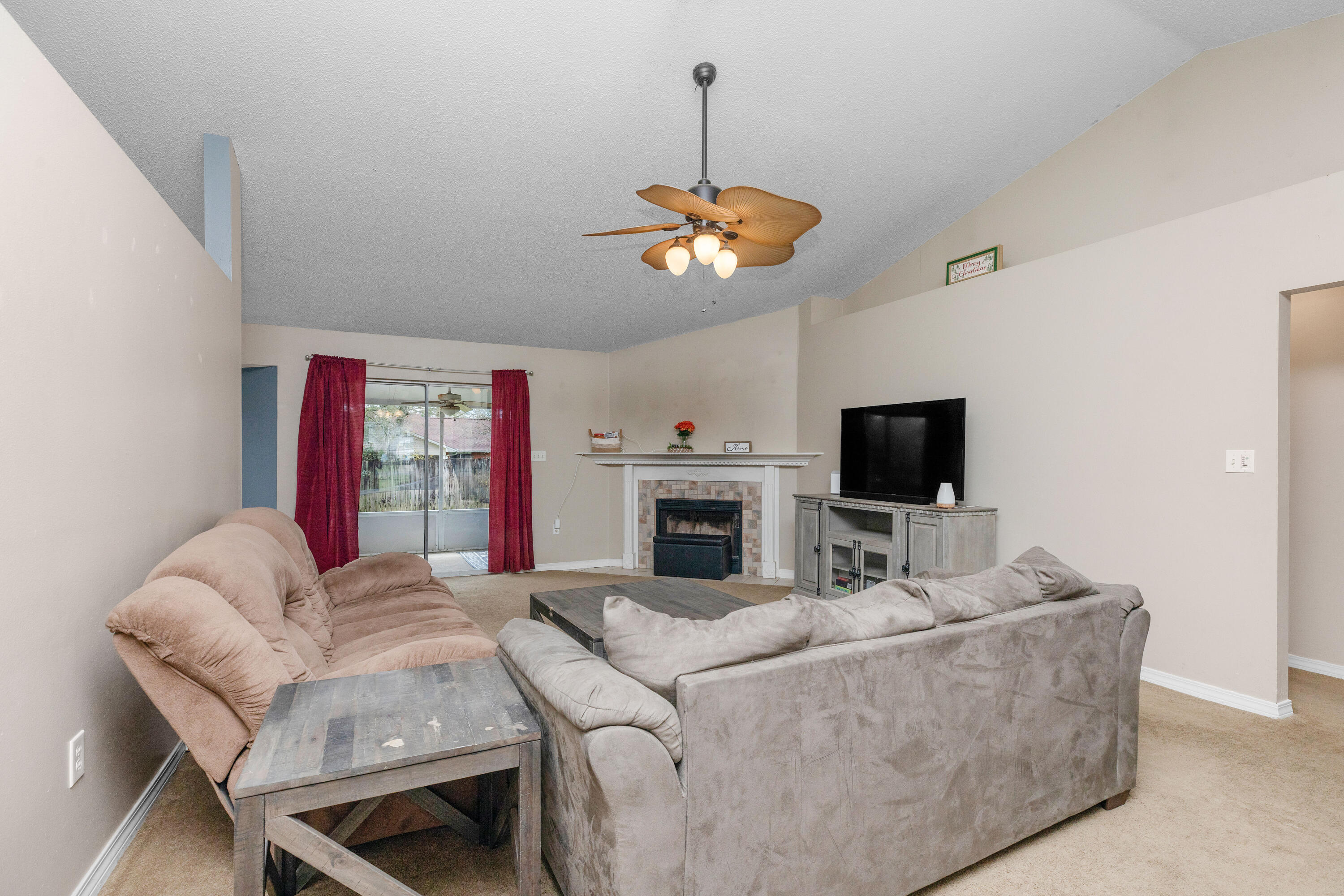 STEEPLECHASE - Residential Lease