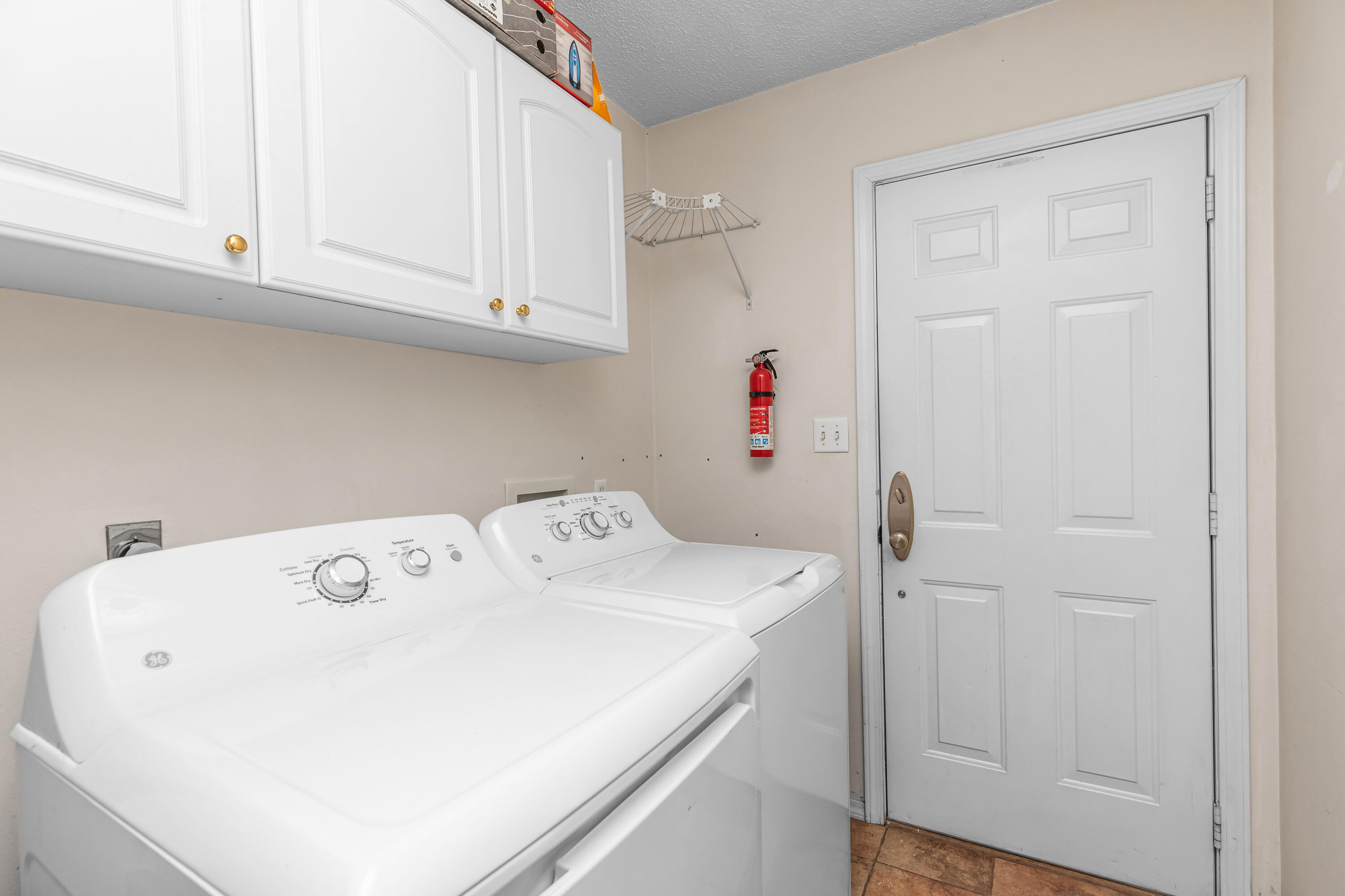 STEEPLECHASE - Residential Lease