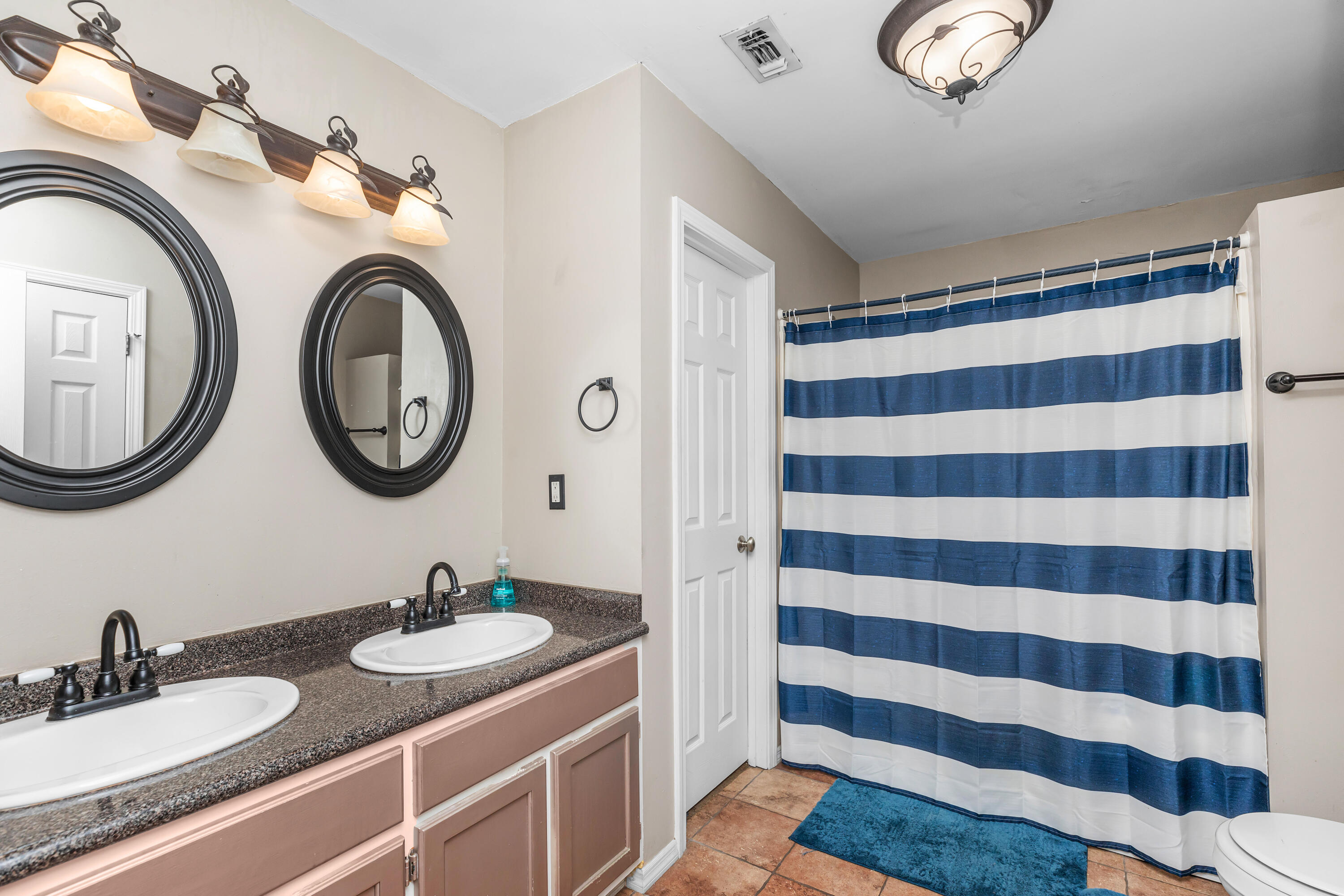 STEEPLECHASE - Residential Lease