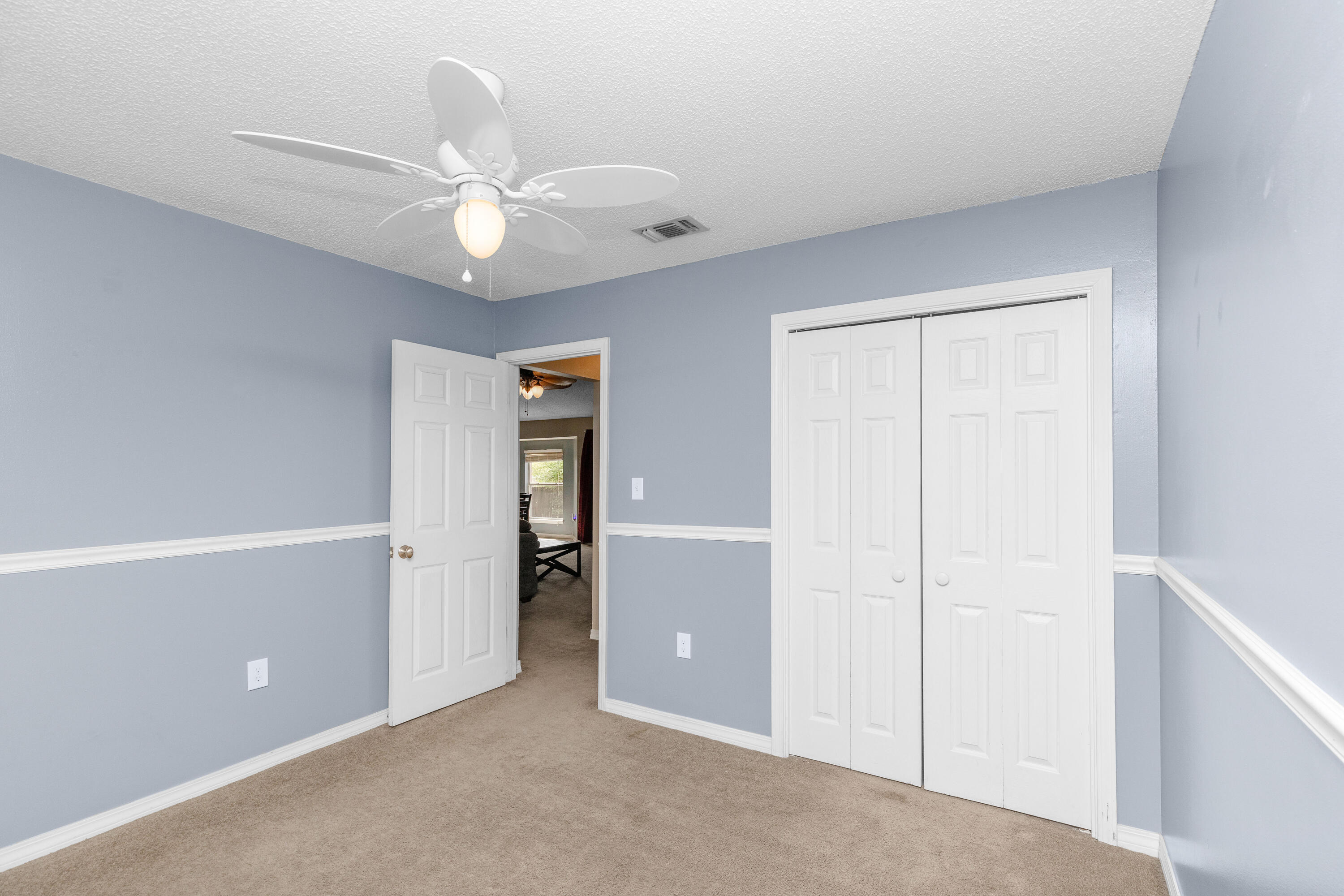 STEEPLECHASE - Residential Lease