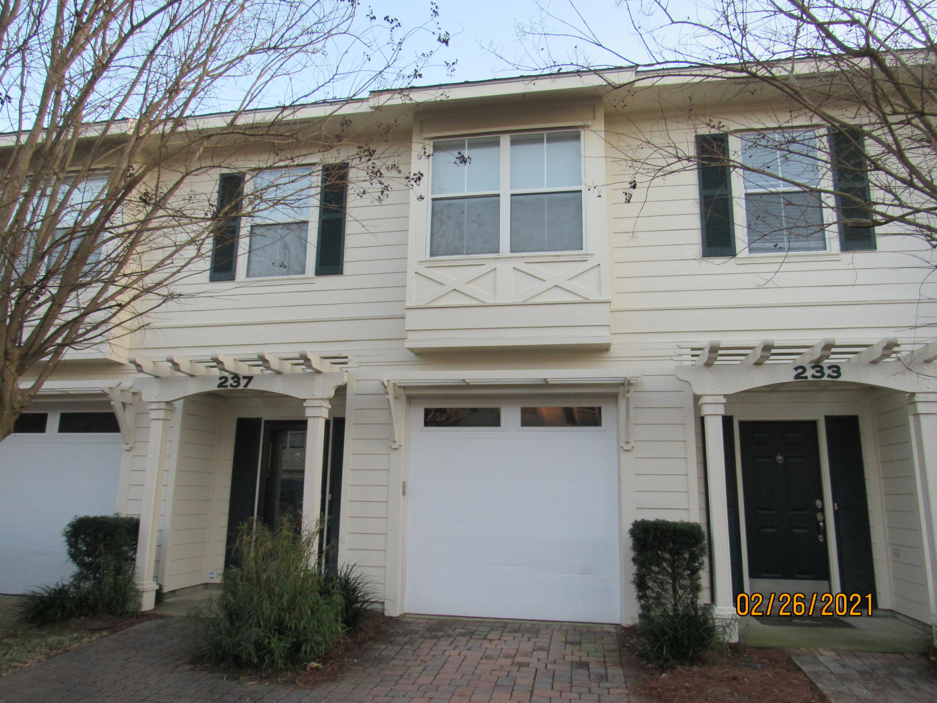Old Bay Townhomes/Old Bay Village - Residential Lease