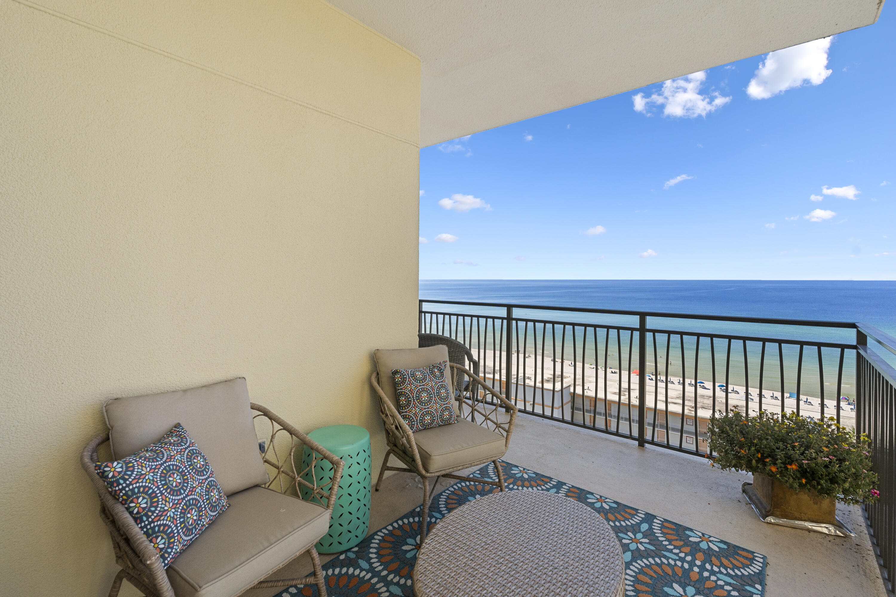 ORIGIN AT SEAHAVEN - Residential