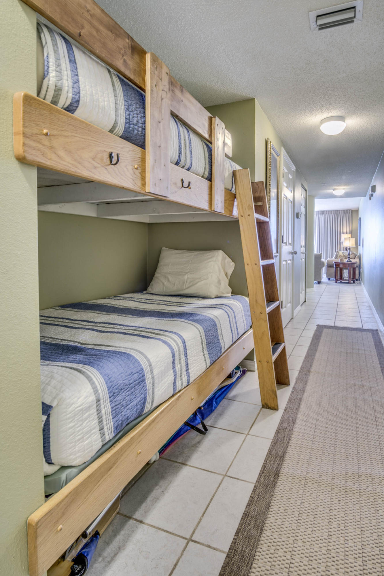 ISLAND PRINCESS - Residential