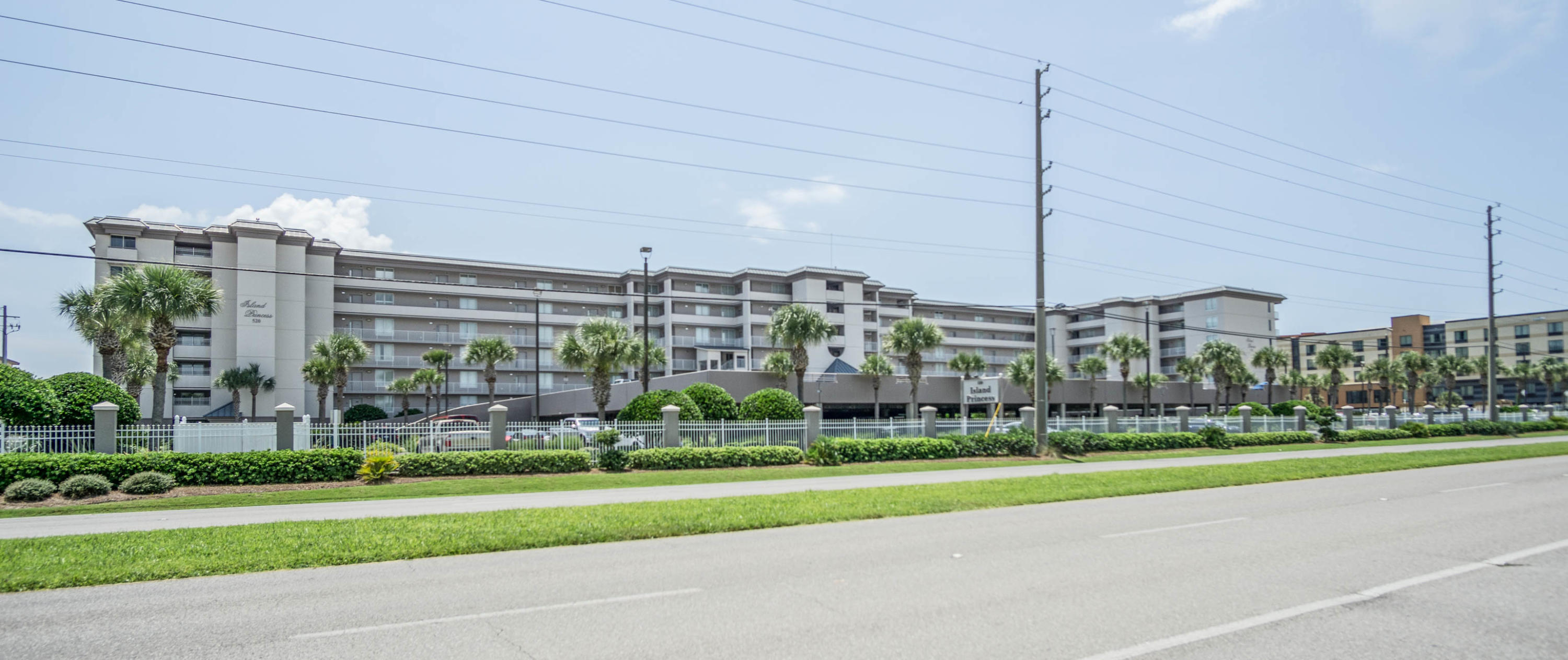Over $37,000 in rentals for 2016,2017, and 2018. Covered Parking Space Included! This beautiful fully furnished, Gulf front penthouse offers magnificent panoramic views of the Gulf of Mexico and white, sandy beaches from your kitchen, living room and private balcony. The floor to ceiling sliding glass doors maximize your views and helps bring the outdoors in. This unit comes with a deeded private parking space and additional guest parking. Unit 708 has a spacious floor plan with an open kitchen, and upgraded interior features. This unit sleeps six with a master bedroom, hallway bunks, and queen sleeper sofa. Resort amenities include over 300 ft. of beach, beach service, swimming pool (heated seasonally), hot tub, fitness center, bbq area, and covered parking.