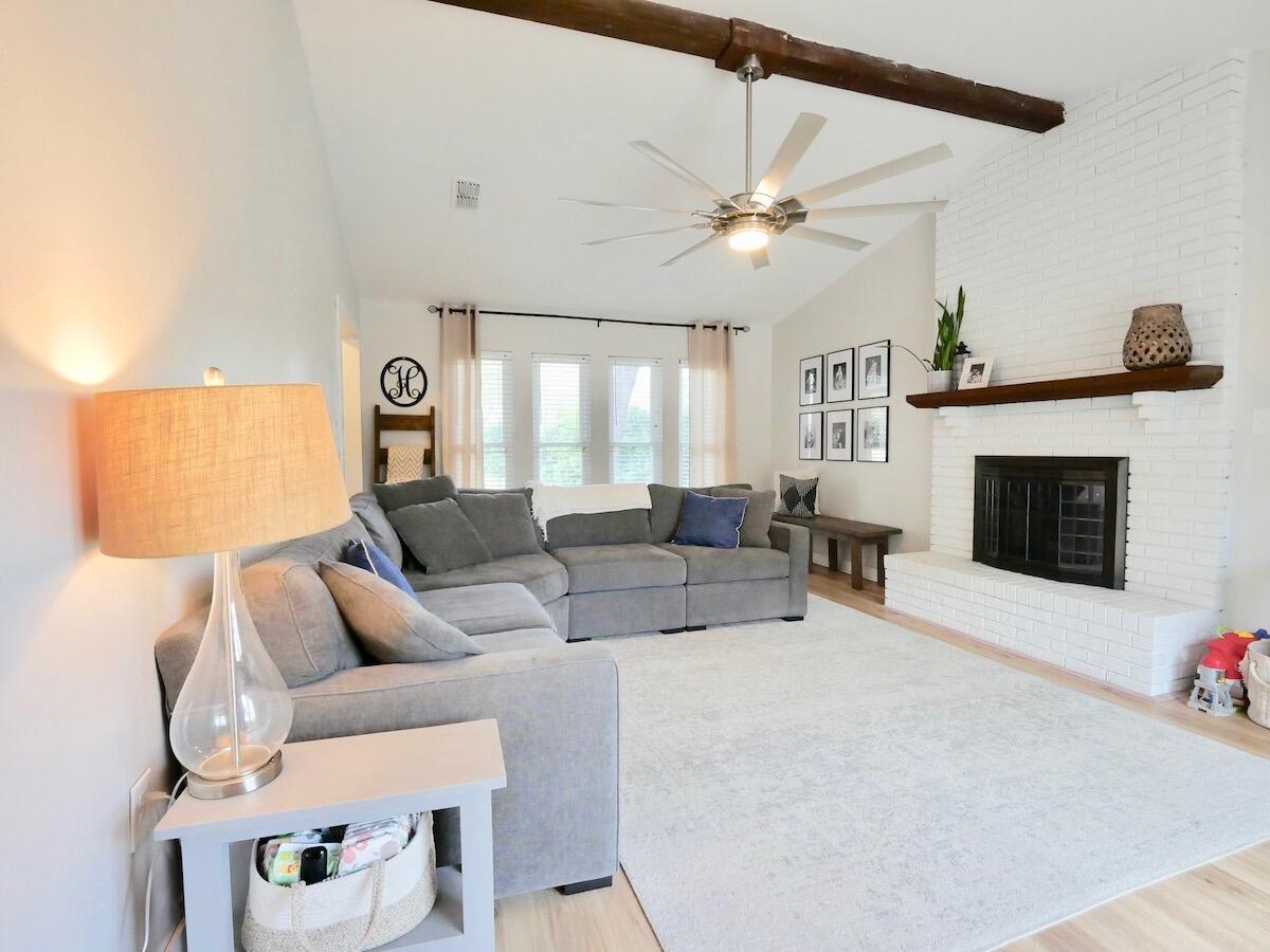 BAYWOOD ESTATES - Residential