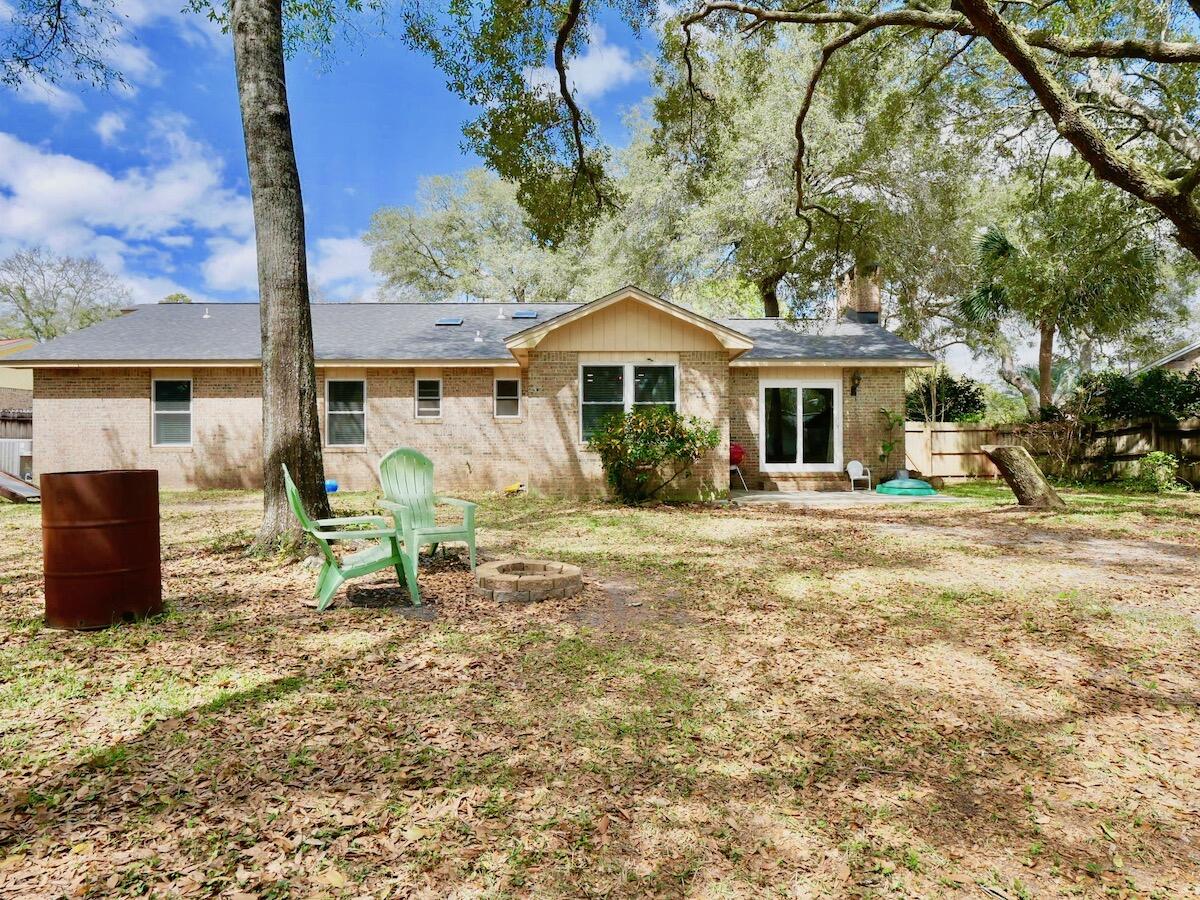 BAYWOOD ESTATES - Residential