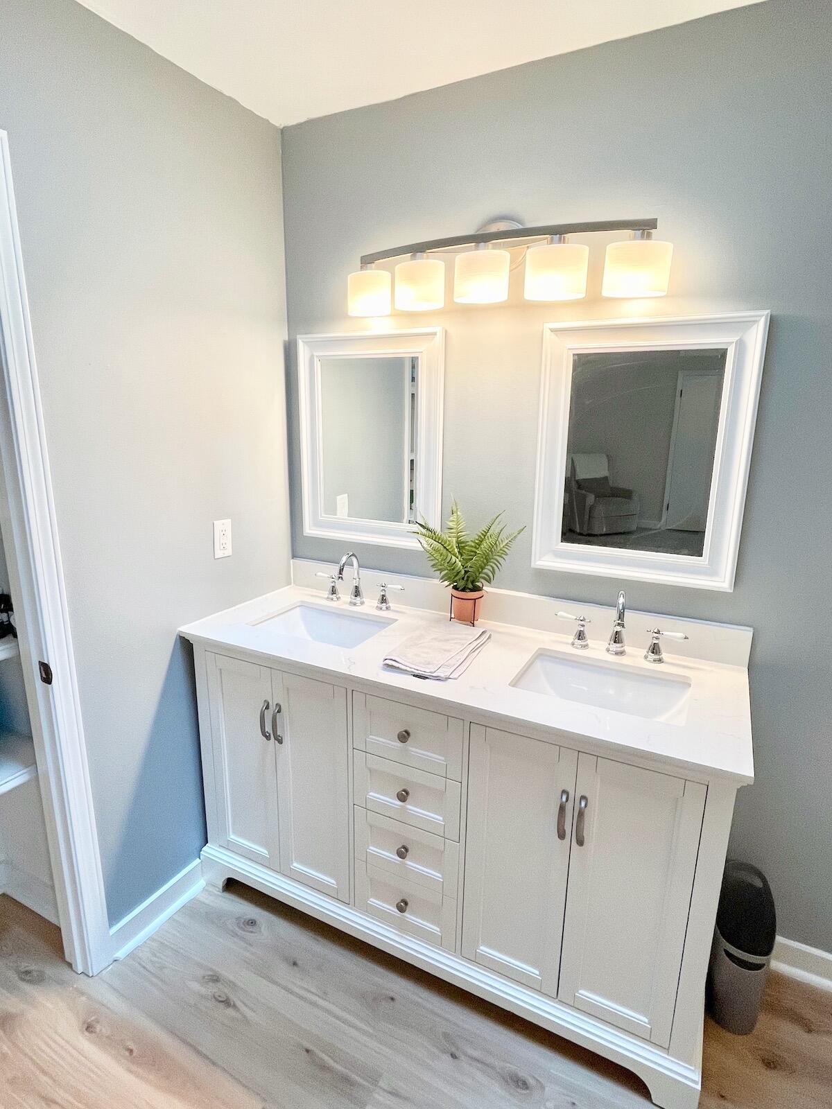 BAYWOOD ESTATES - Residential