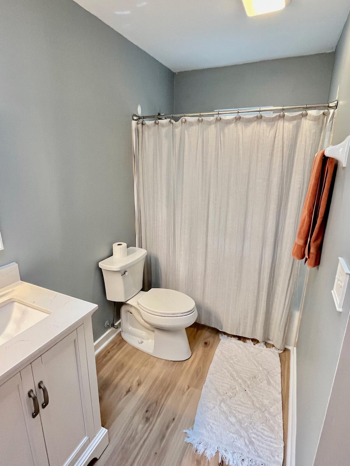 BAYWOOD ESTATES - Residential