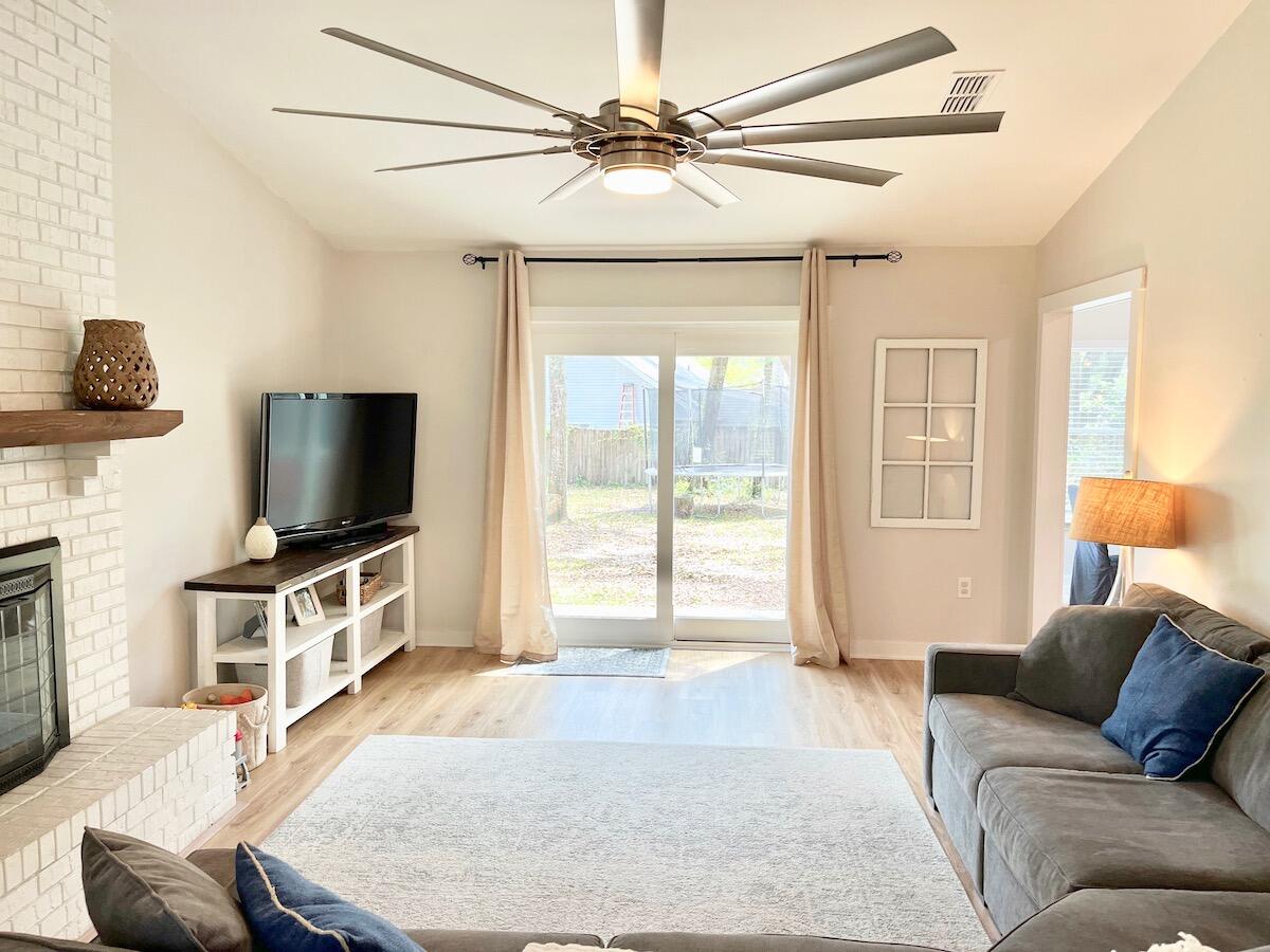 BAYWOOD ESTATES - Residential