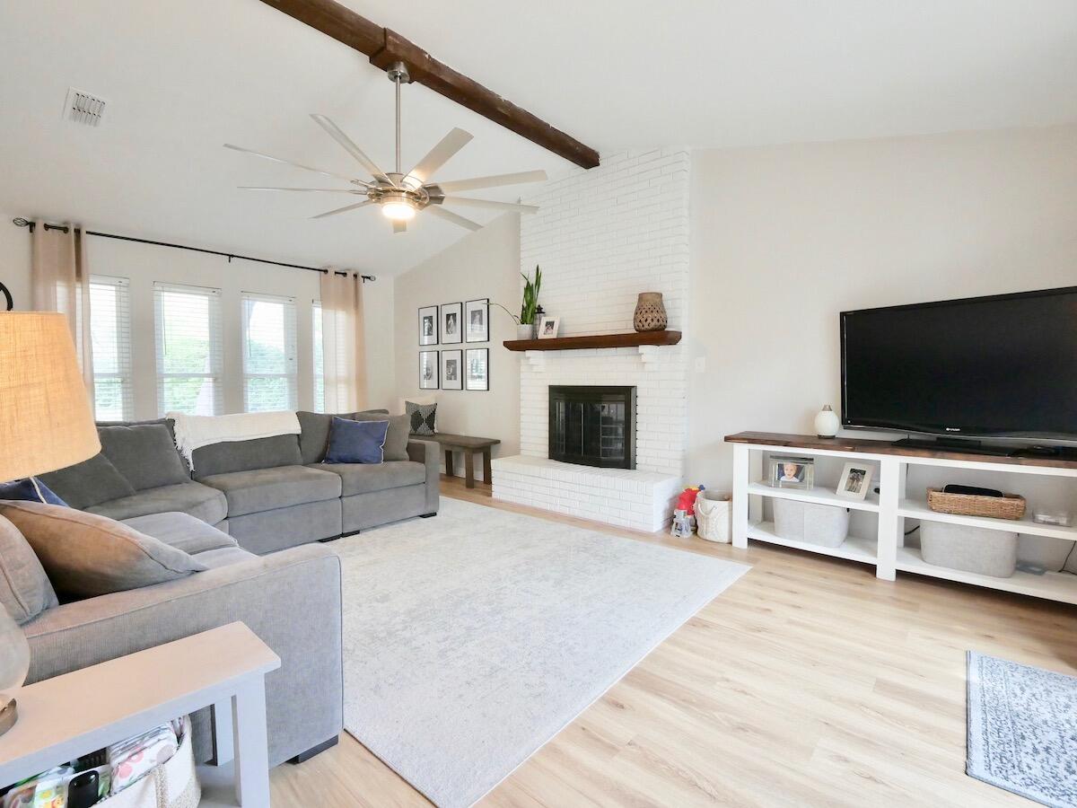 BAYWOOD ESTATES - Residential