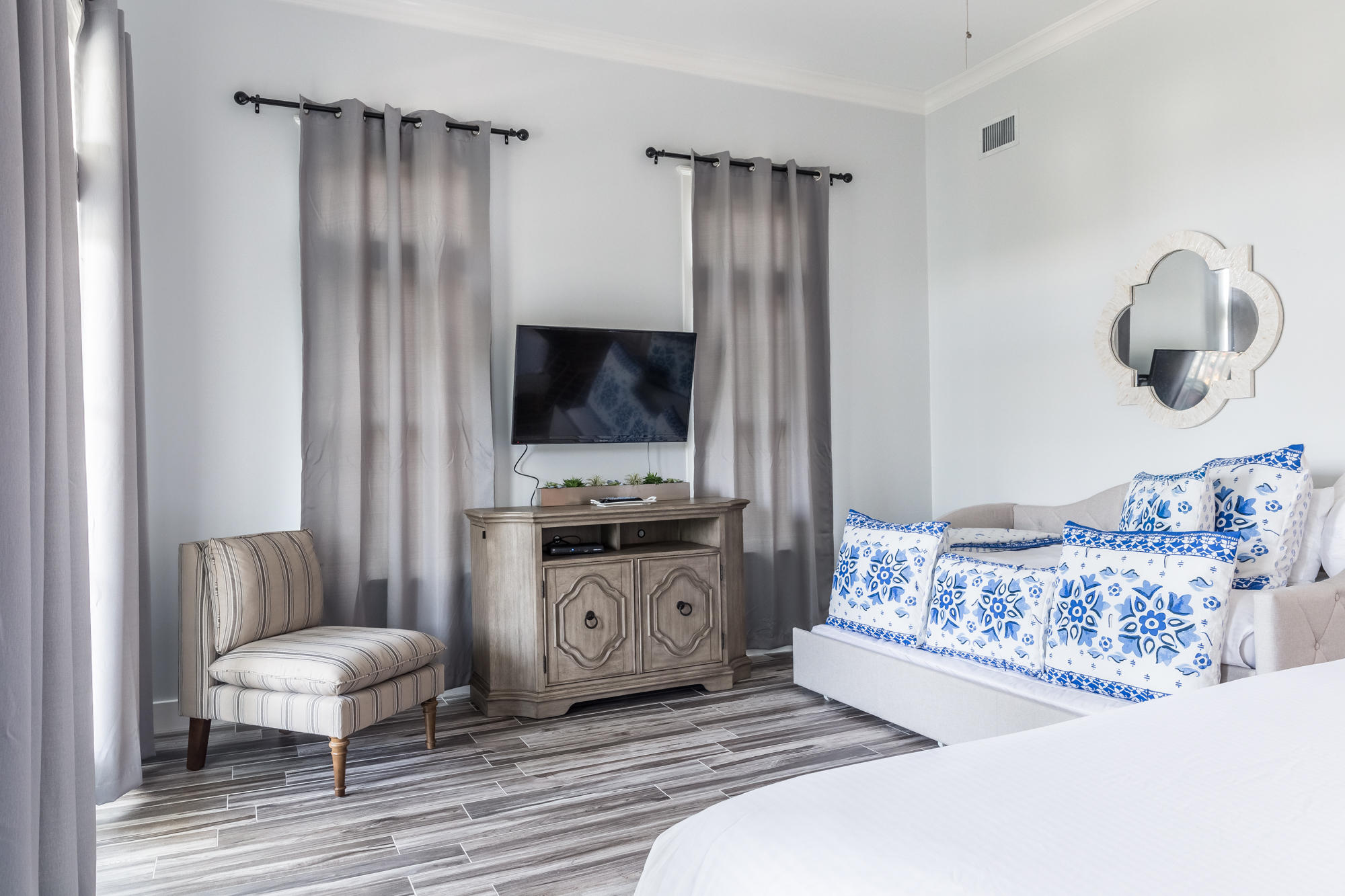 WATERCOLOR - Residential