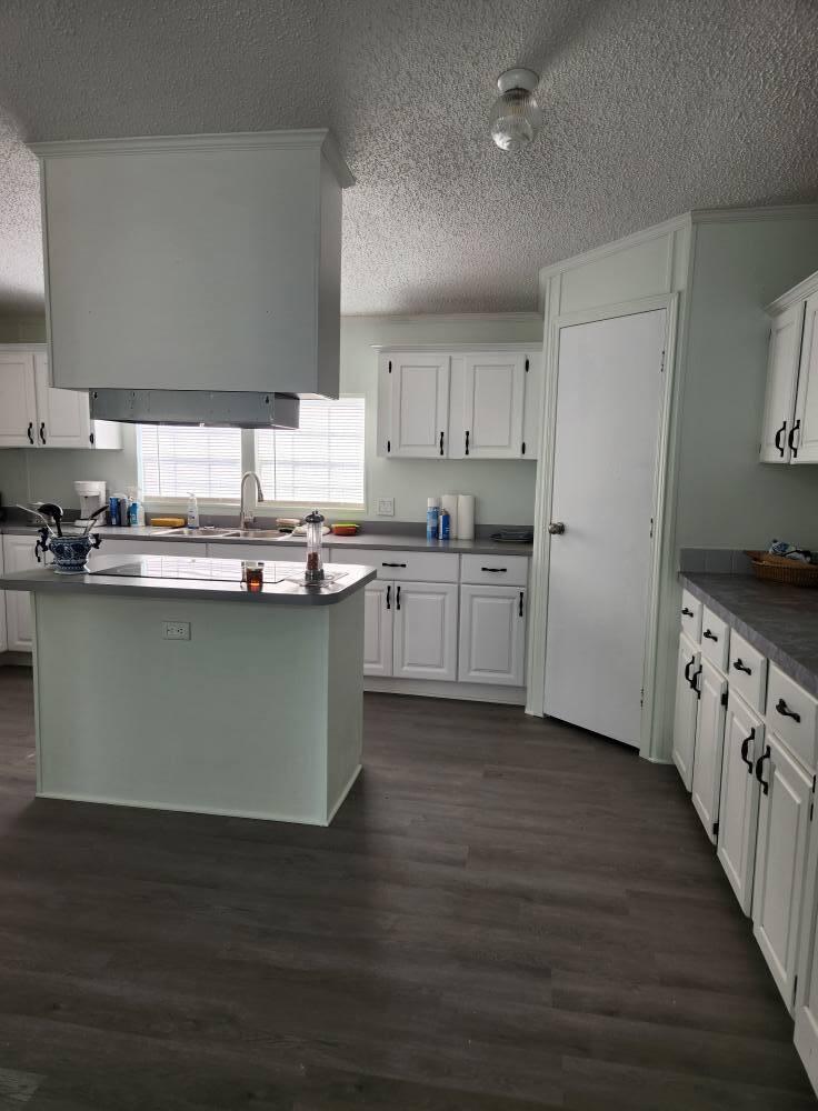 OAKWOOD HILLS UNIT 1 - Residential