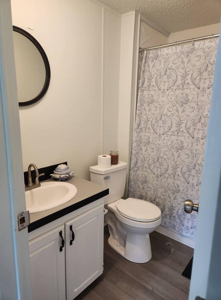OAKWOOD HILLS UNIT 1 - Residential