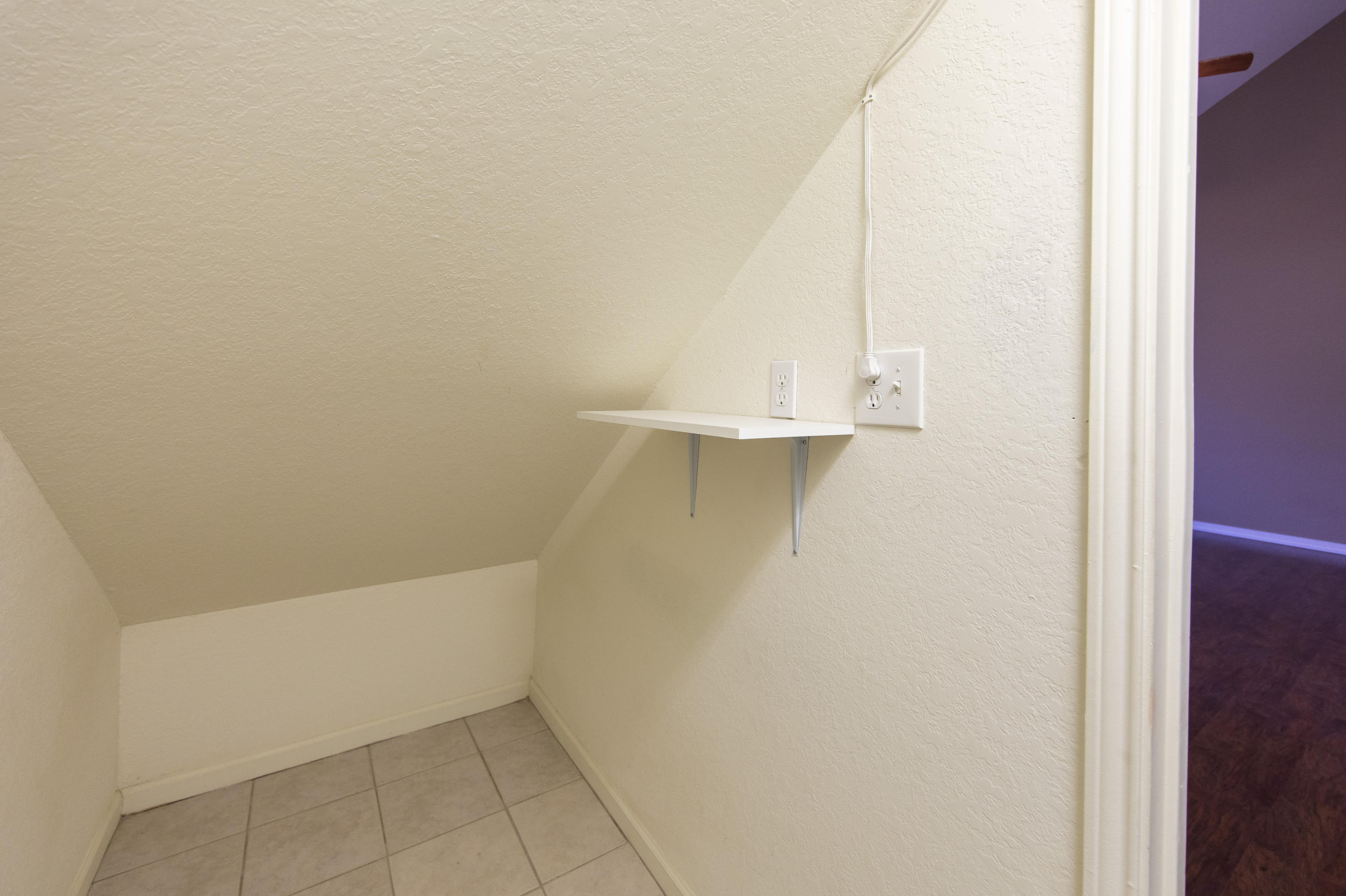 QUAIL LAKE - Residential