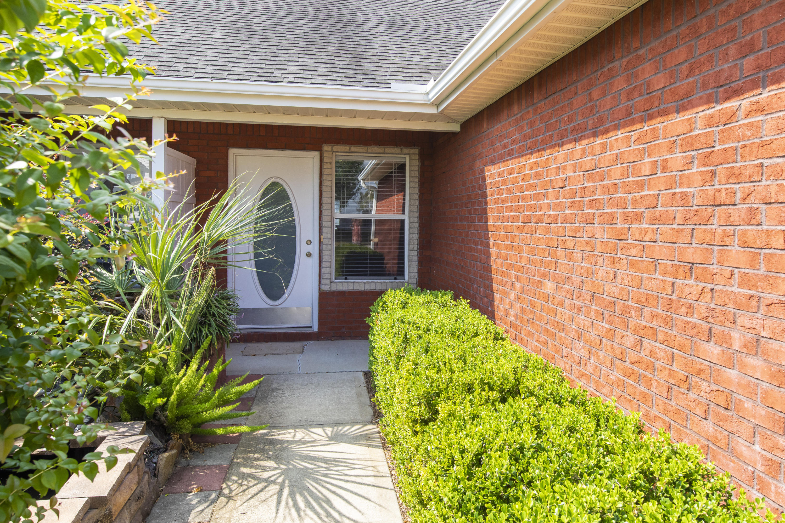 QUAIL LAKE - Residential