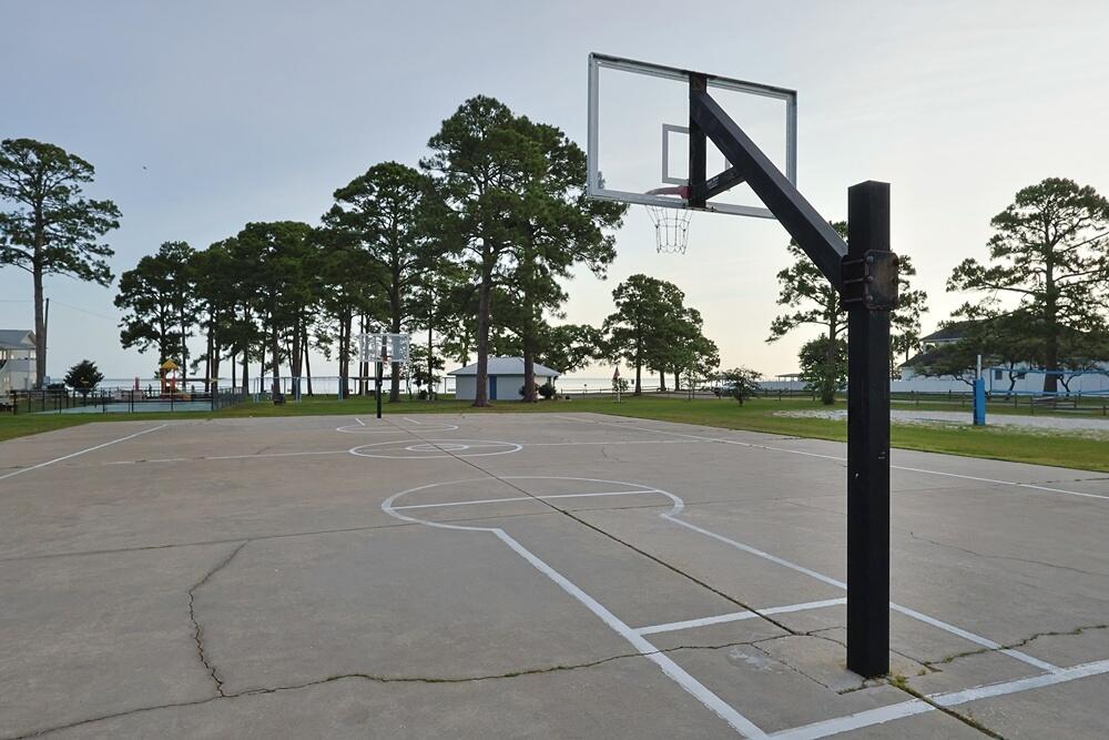 LEGION PARK LANDING - Residential