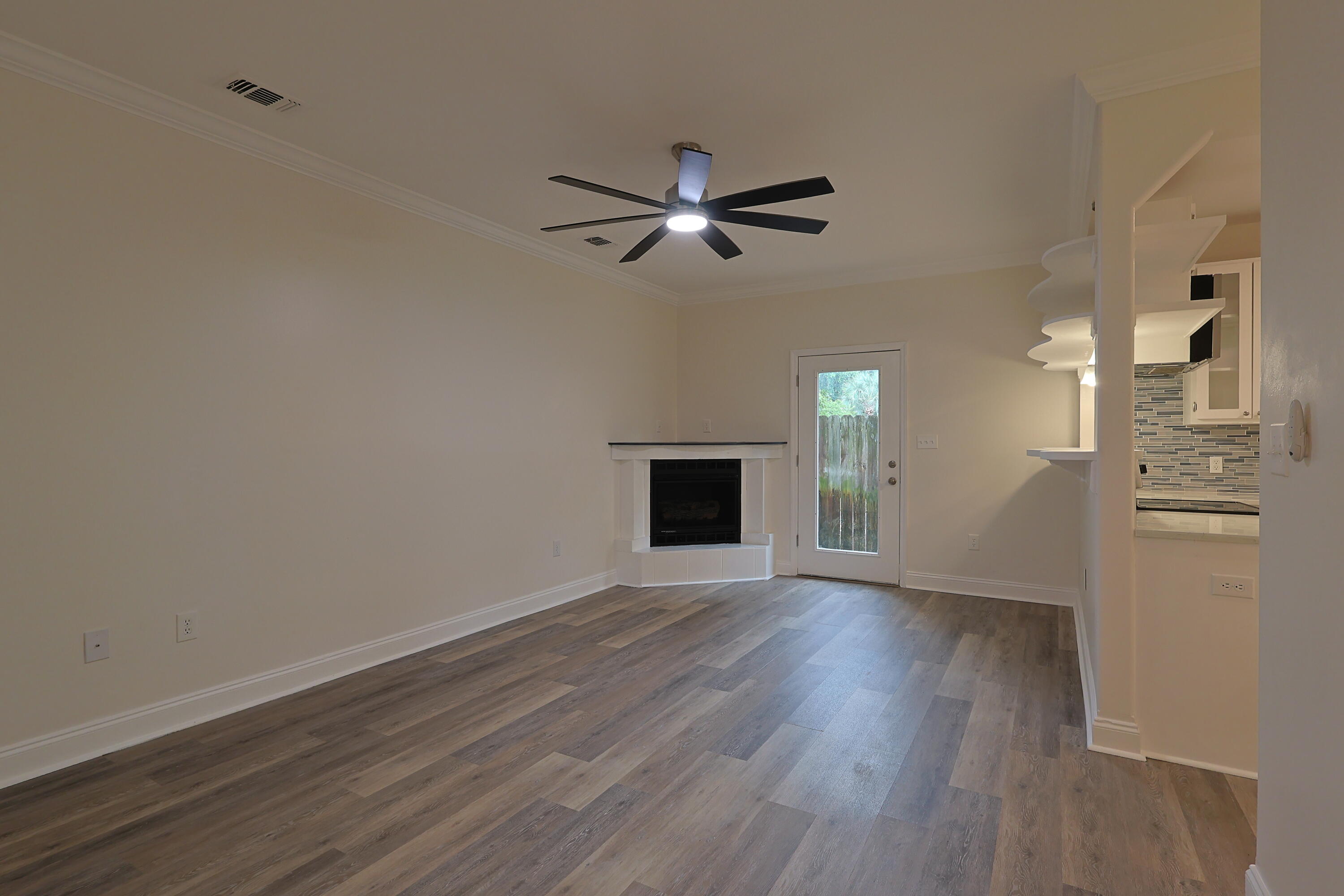 LEGION PARK LANDING - Residential
