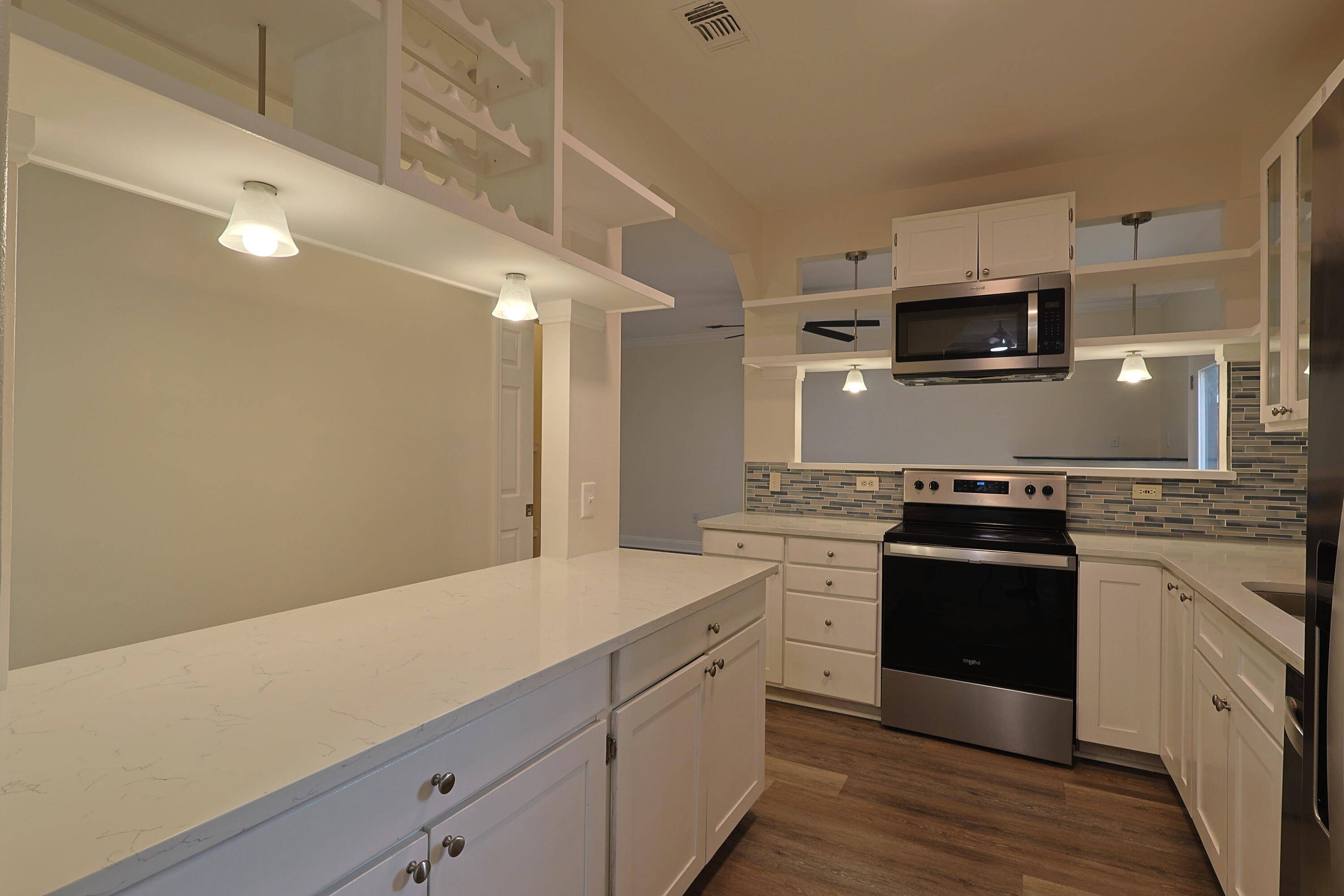 LEGION PARK LANDING - Residential