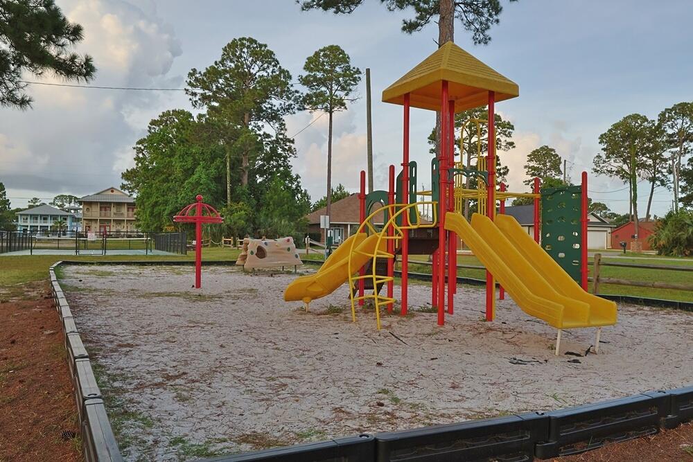 LEGION PARK LANDING - Residential