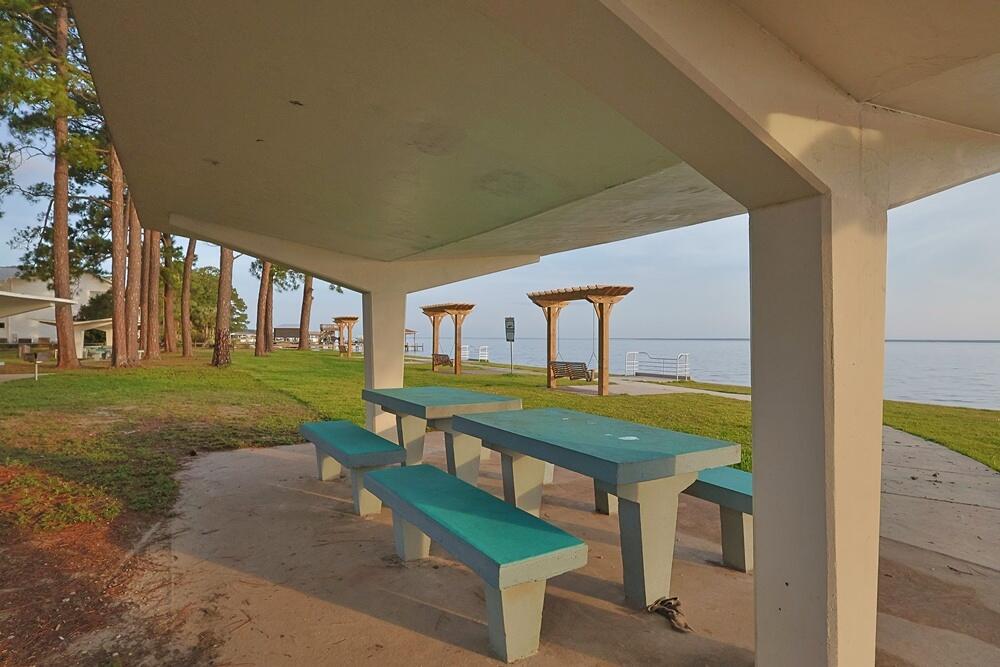 LEGION PARK LANDING - Residential
