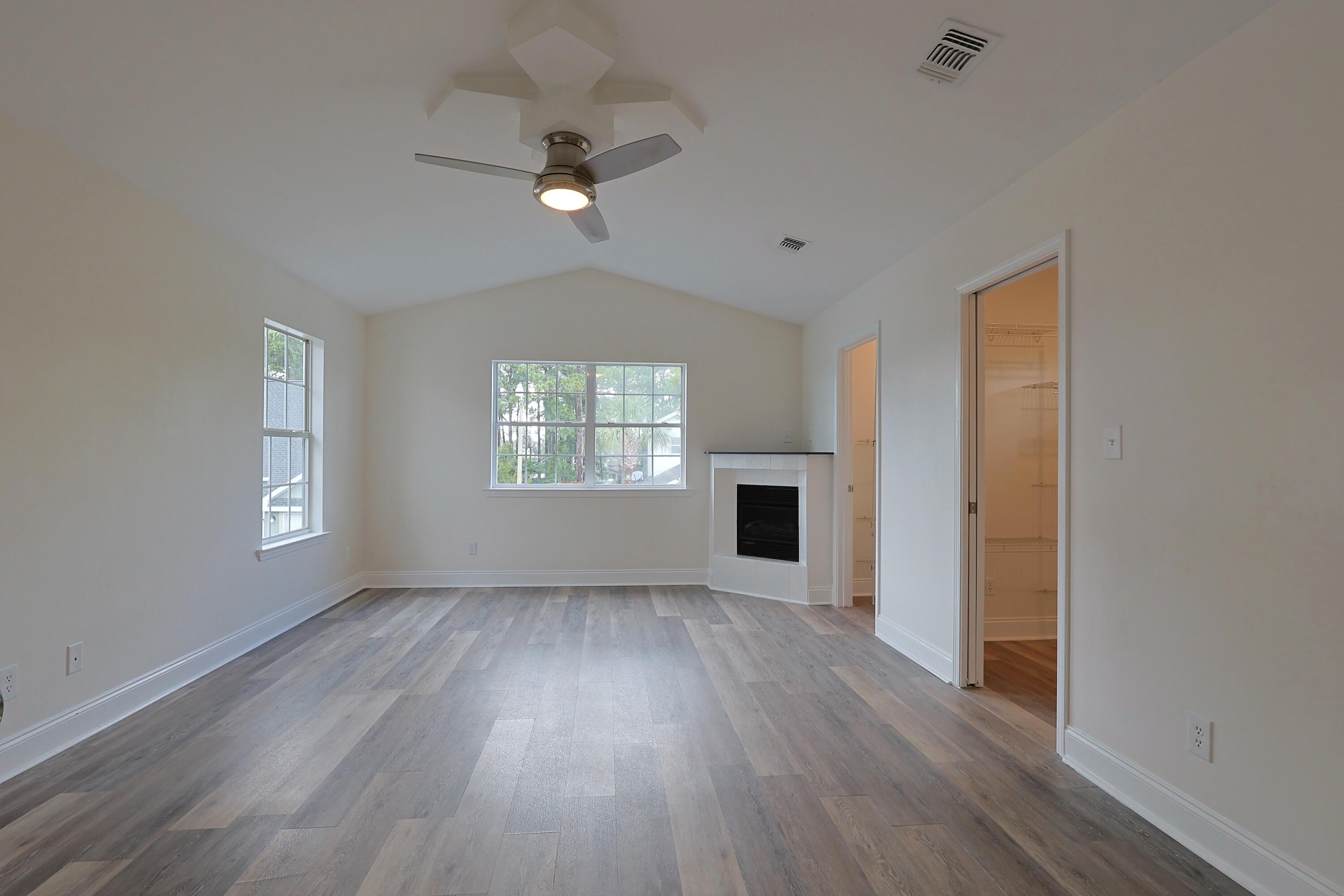 LEGION PARK LANDING - Residential