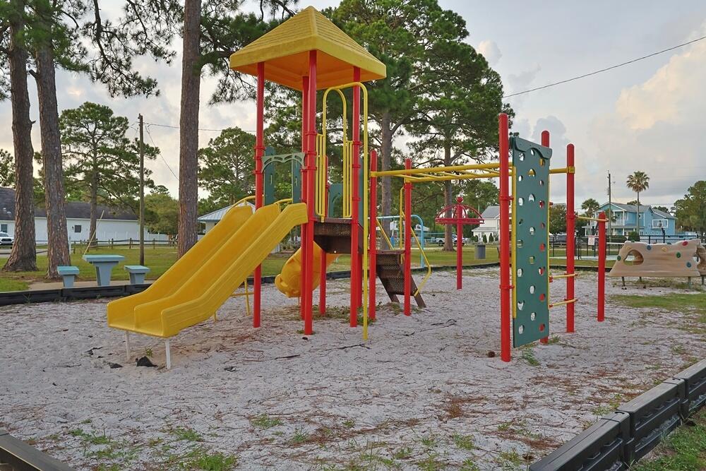 LEGION PARK LANDING - Residential