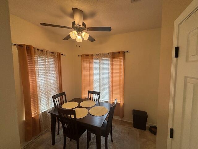 NORTH RIDGE CREEK S/D 1ST ADDN - Residential Lease