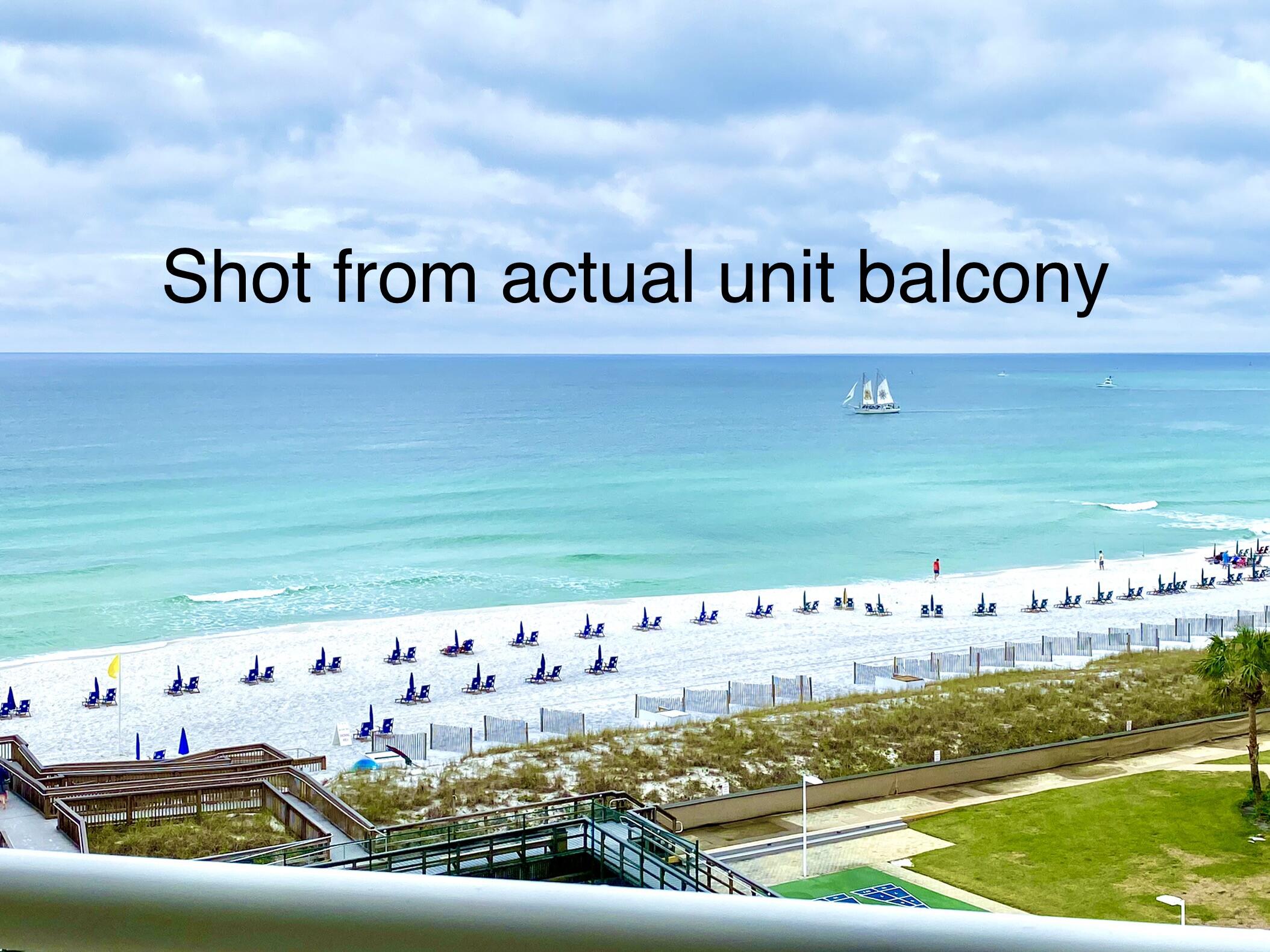 HOLIDAY SURF & RACQUET CLUB - Residential